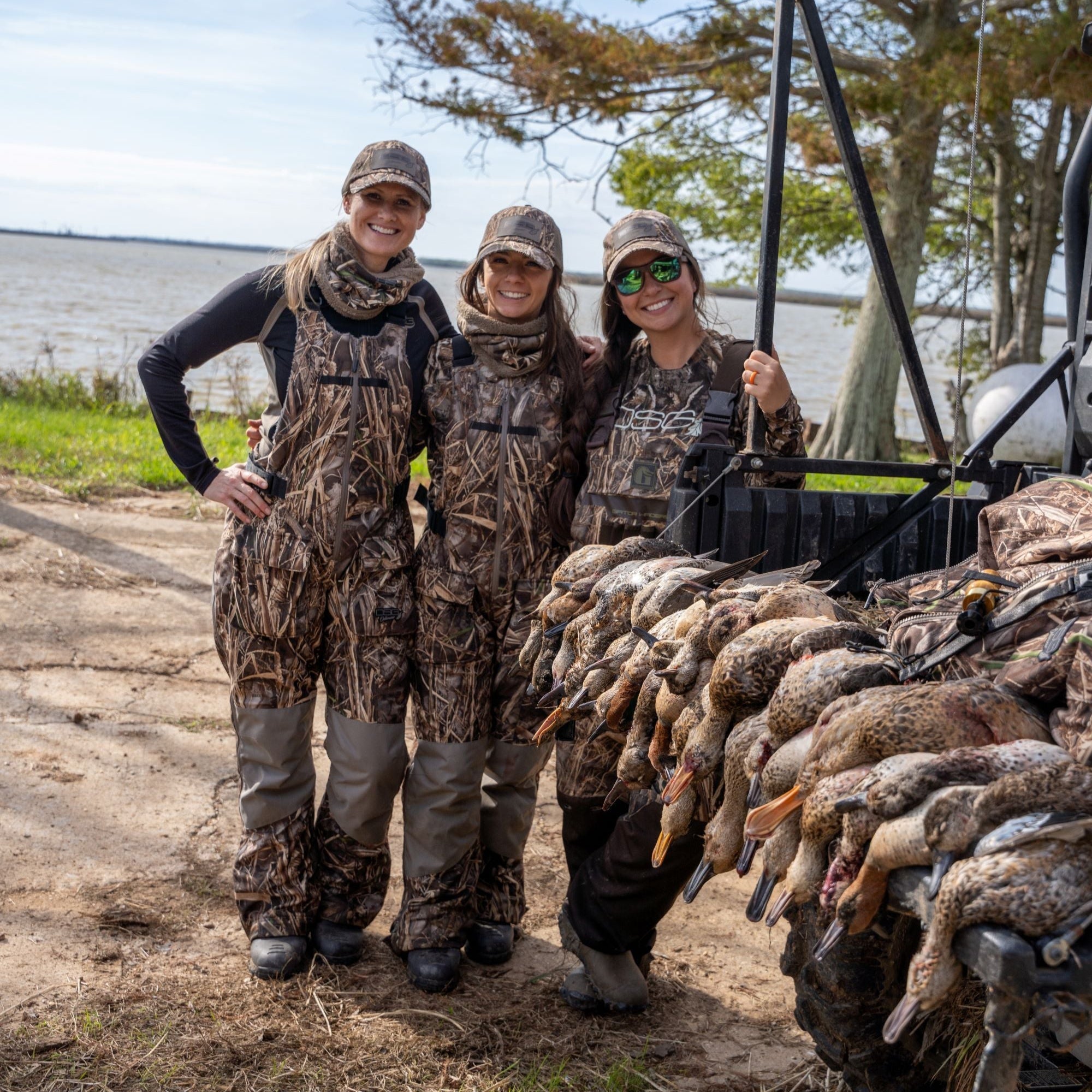 Finley Waterfowl Bib - OVERLANDERS Outfitter