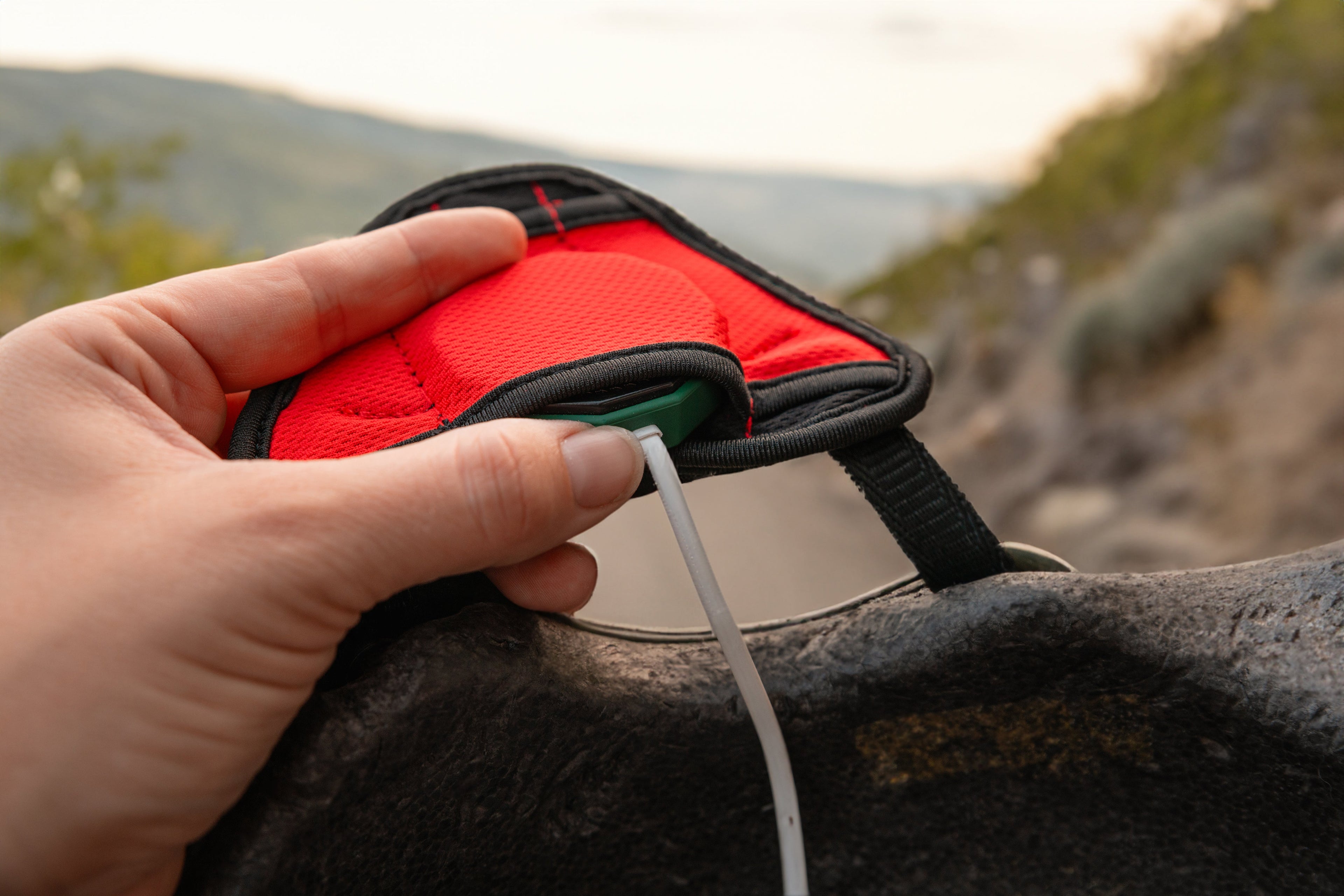 K-Roo Pouch 2.0 (UNIVERSAL HELMET AUDIO POUCH) - OVERLANDERS Outfitter