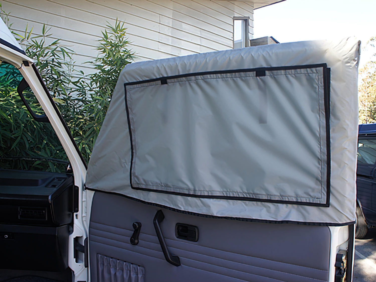 Front Door Window Screen Set [Vanagon] - OVERLANDERS Outfitter