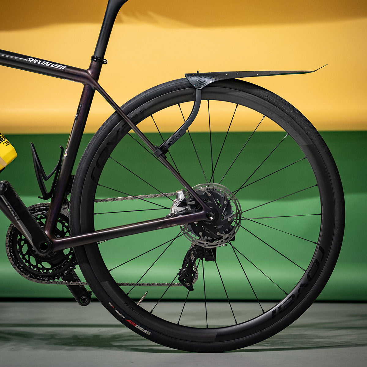 ZEITBIKE Ass Savers Win Wing 2 rear mudguard with black wishbone for road bikes, lightweight fender to protect from road spray.