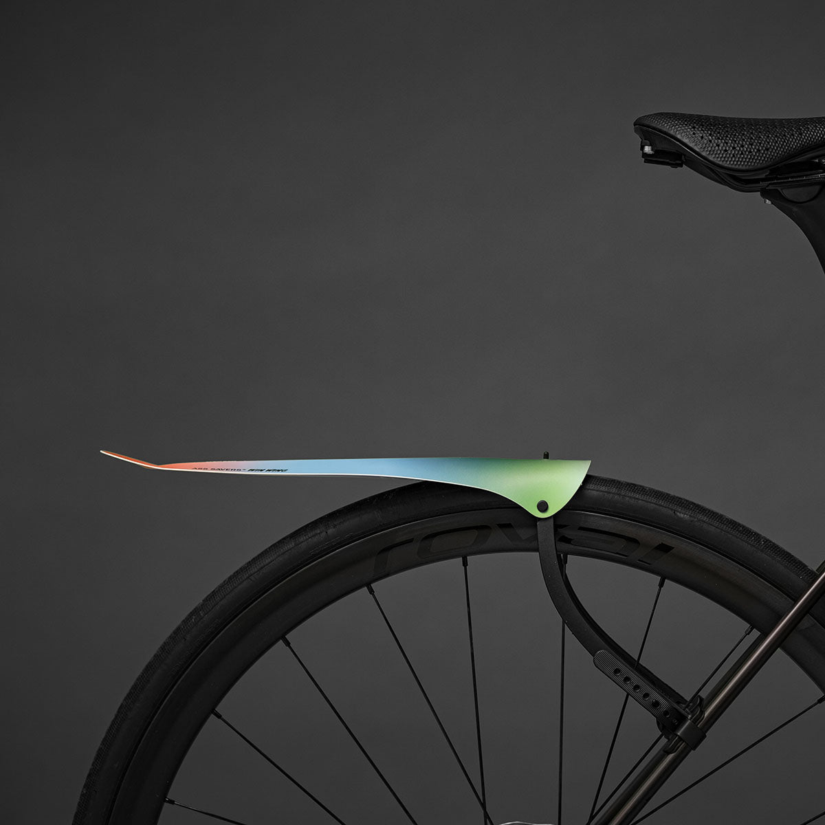 ZEITBIKE Ass Savers Win Wing 2 rear mudguard with black wishbone, lightweight fender for road bikes, grey color, mounted on bike.