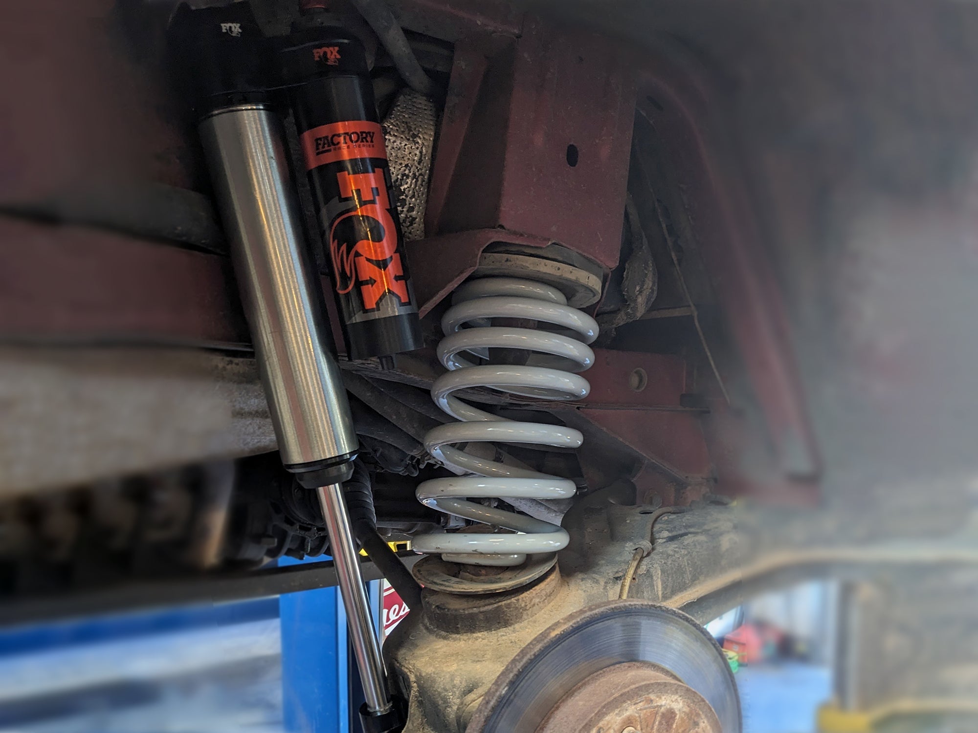 Fox 2.5 Shock Bundle (Rear)[Vanagon] - OVERLANDERS Outfitter