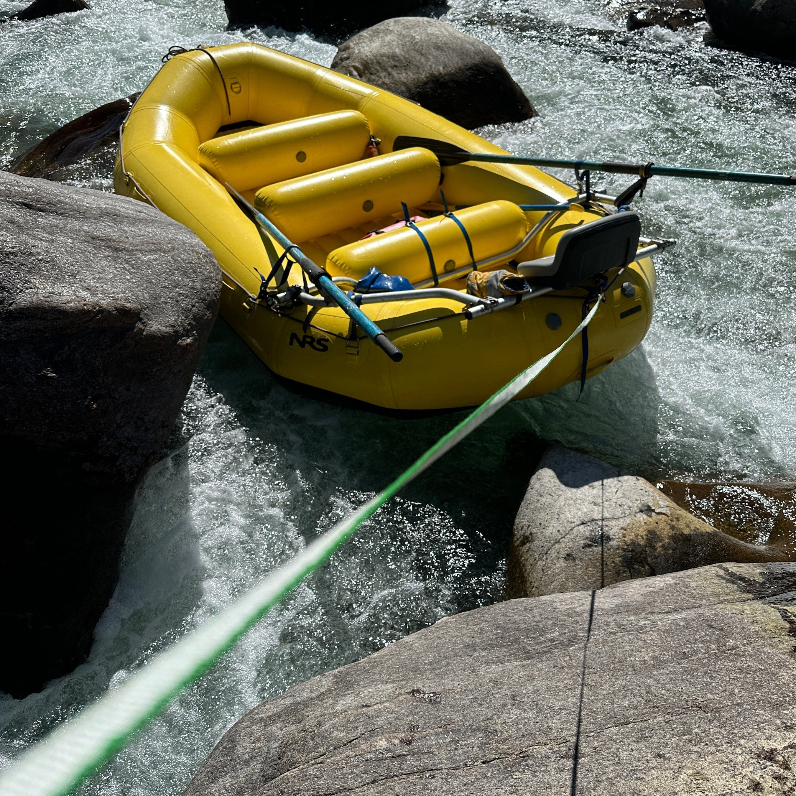 River Hardware rafting flip line, durable nylon safety line with grip handle for rafting and river rescue activities