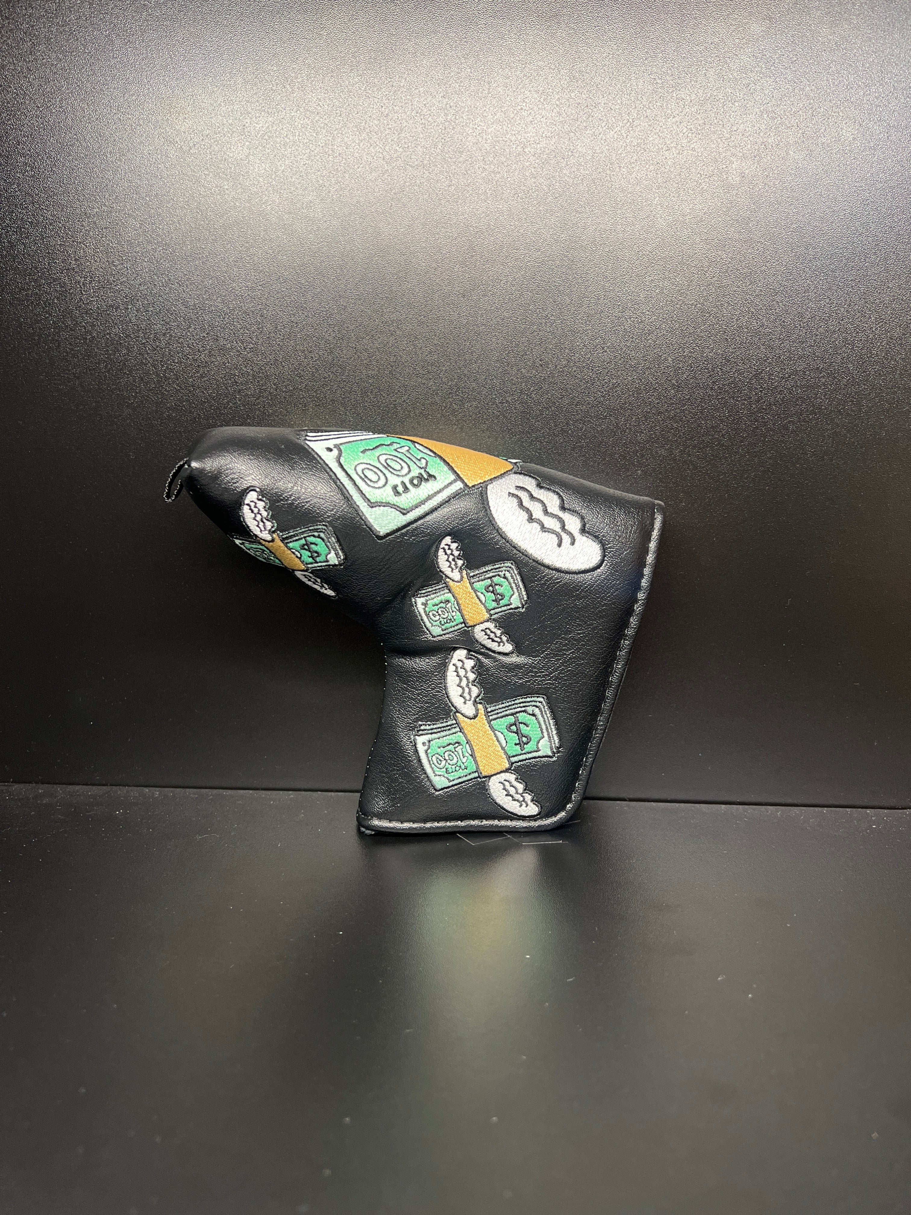 Flying Money Headcover - OVERLANDERS Outfitter