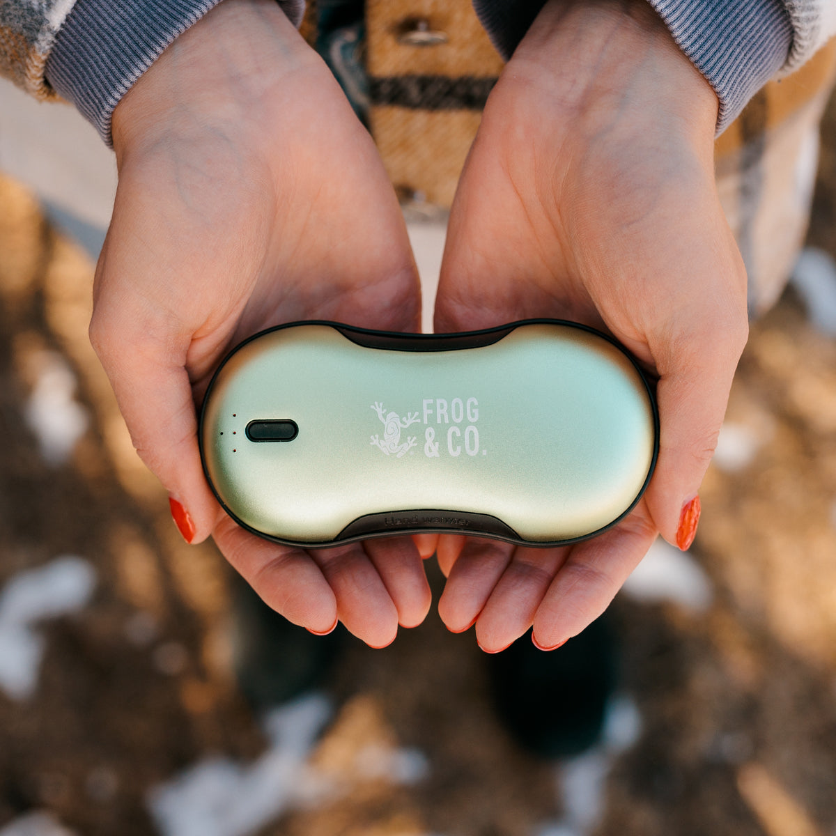 QuickHeat Rechargeable HandWarmer Pro - OVERLANDERS Outfitter