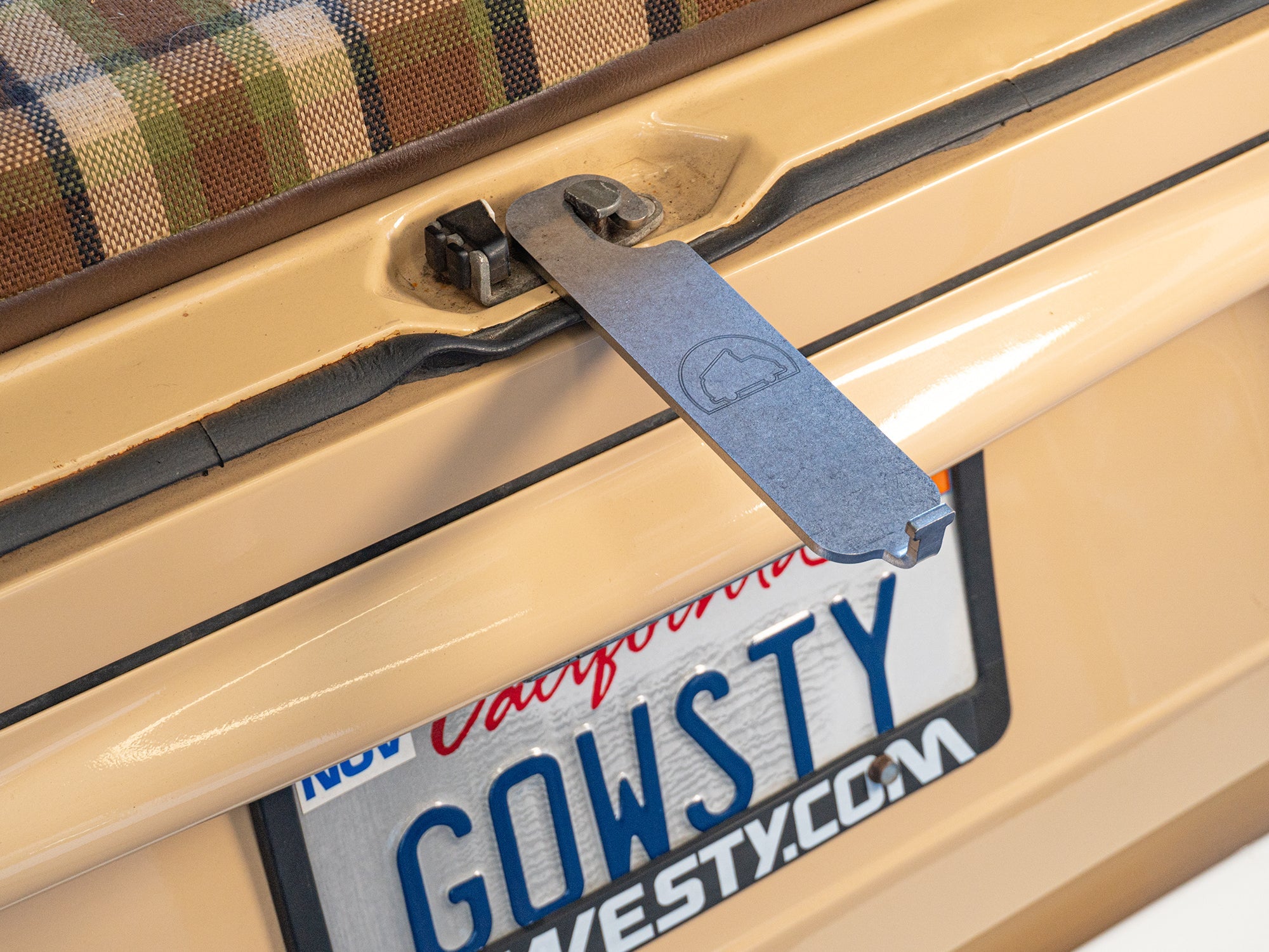 Rear Hatch Lock Extension [Bus/Vanagon] - OVERLANDERS Outfitter