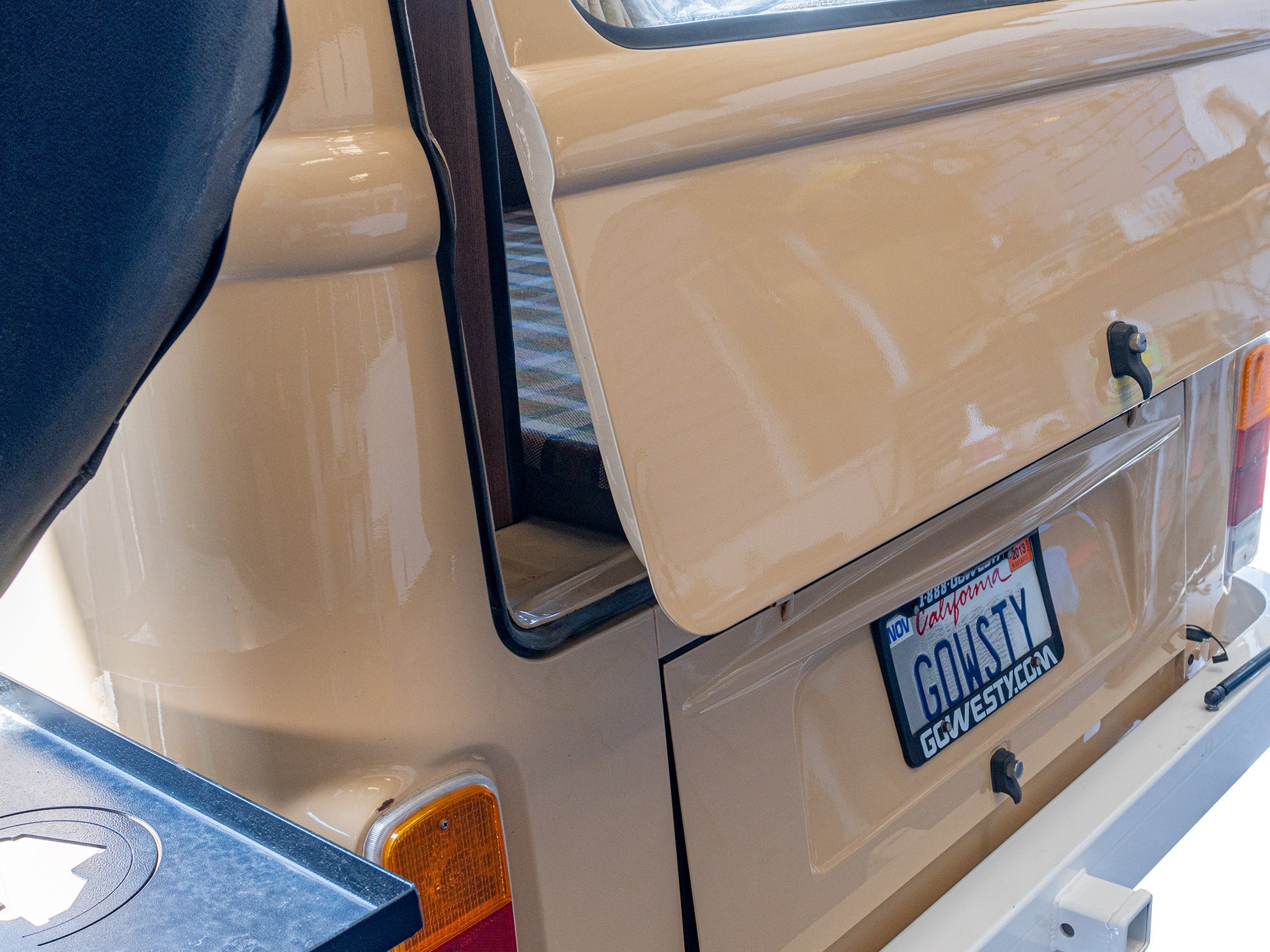 Rear Hatch Lock Extension [Bus/Vanagon] - OVERLANDERS Outfitter