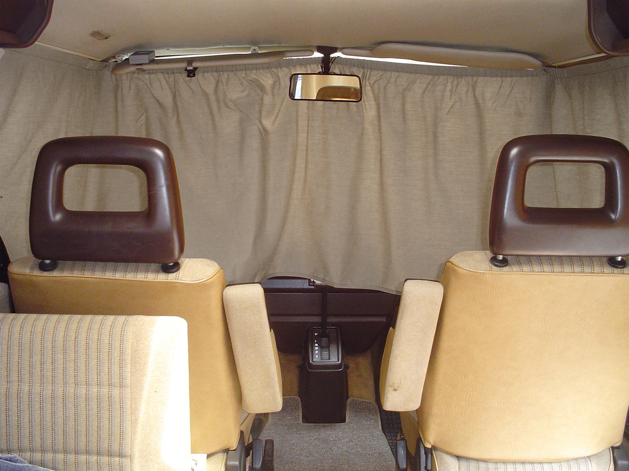 Complete Curtain Set [Late Vanagon] - OVERLANDERS Outfitter