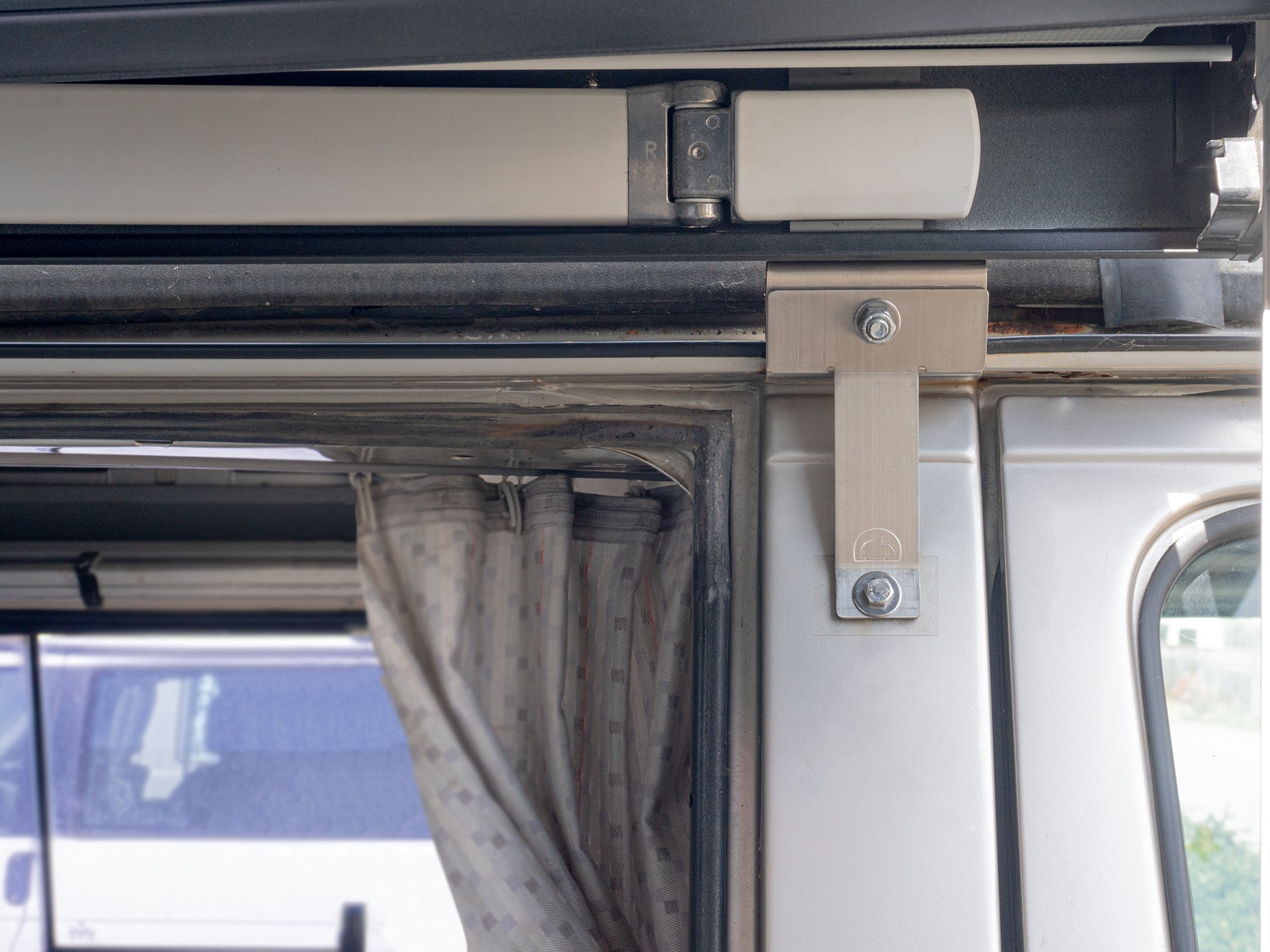 Awning or Shower Mounting Kit [Bus & Vanagon] - OVERLANDERS Outfitter