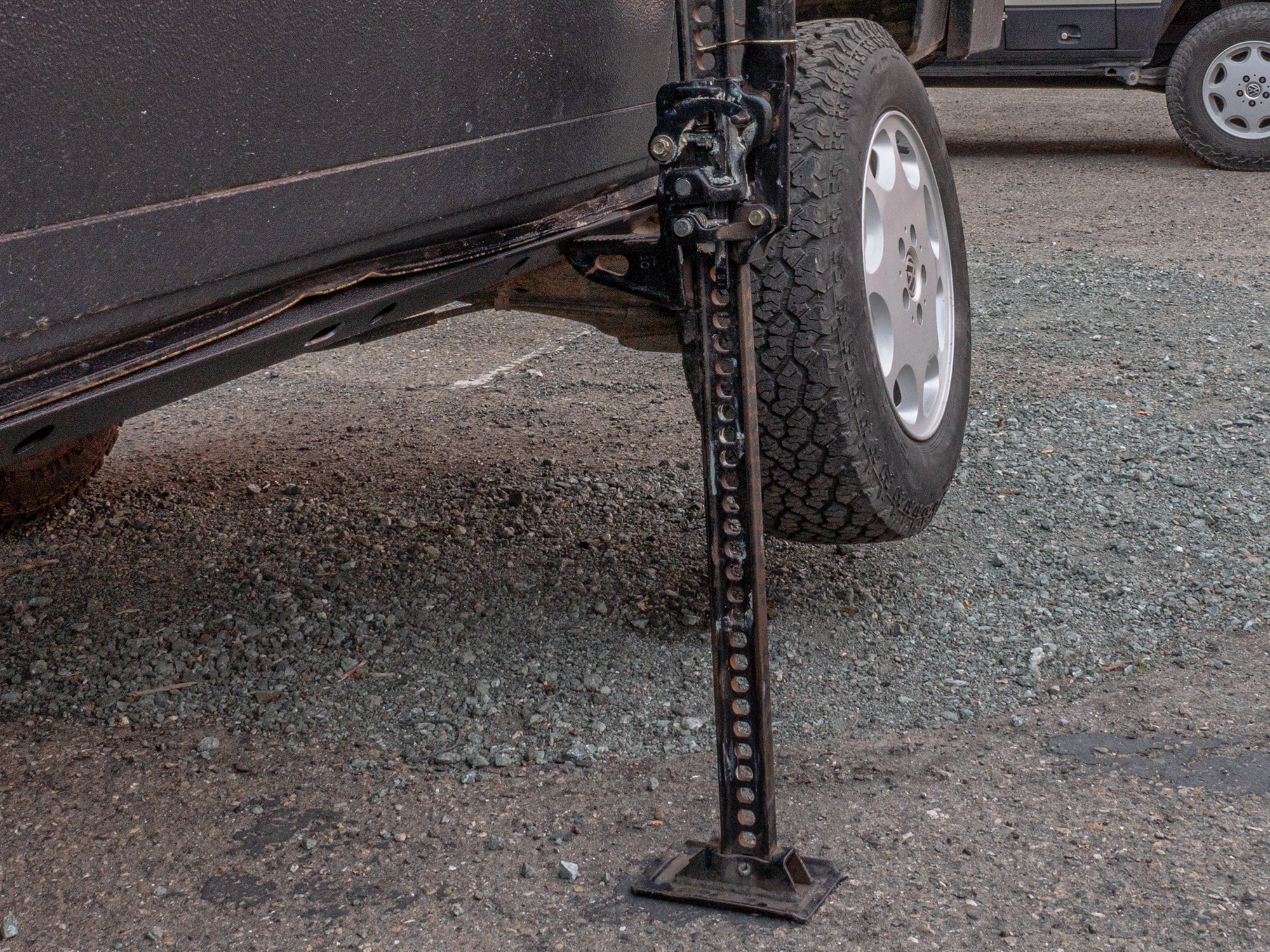 Rocker Panel Guards (Low-Profile) [Vanagon] - OVERLANDERS Outfitter