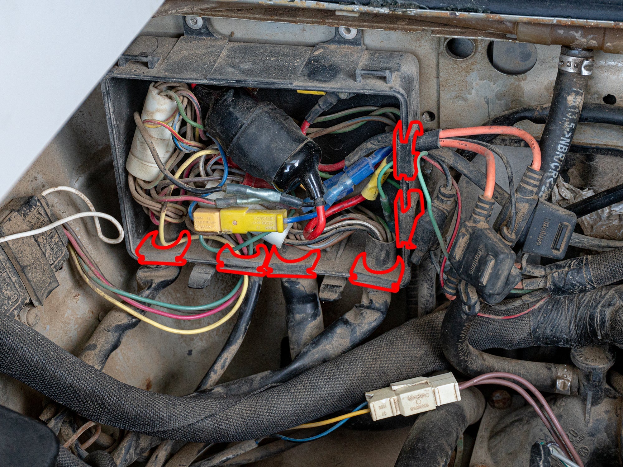 Grommet Set (Junction & Relay Boxes) [Vanagon] - OVERLANDERS Outfitter