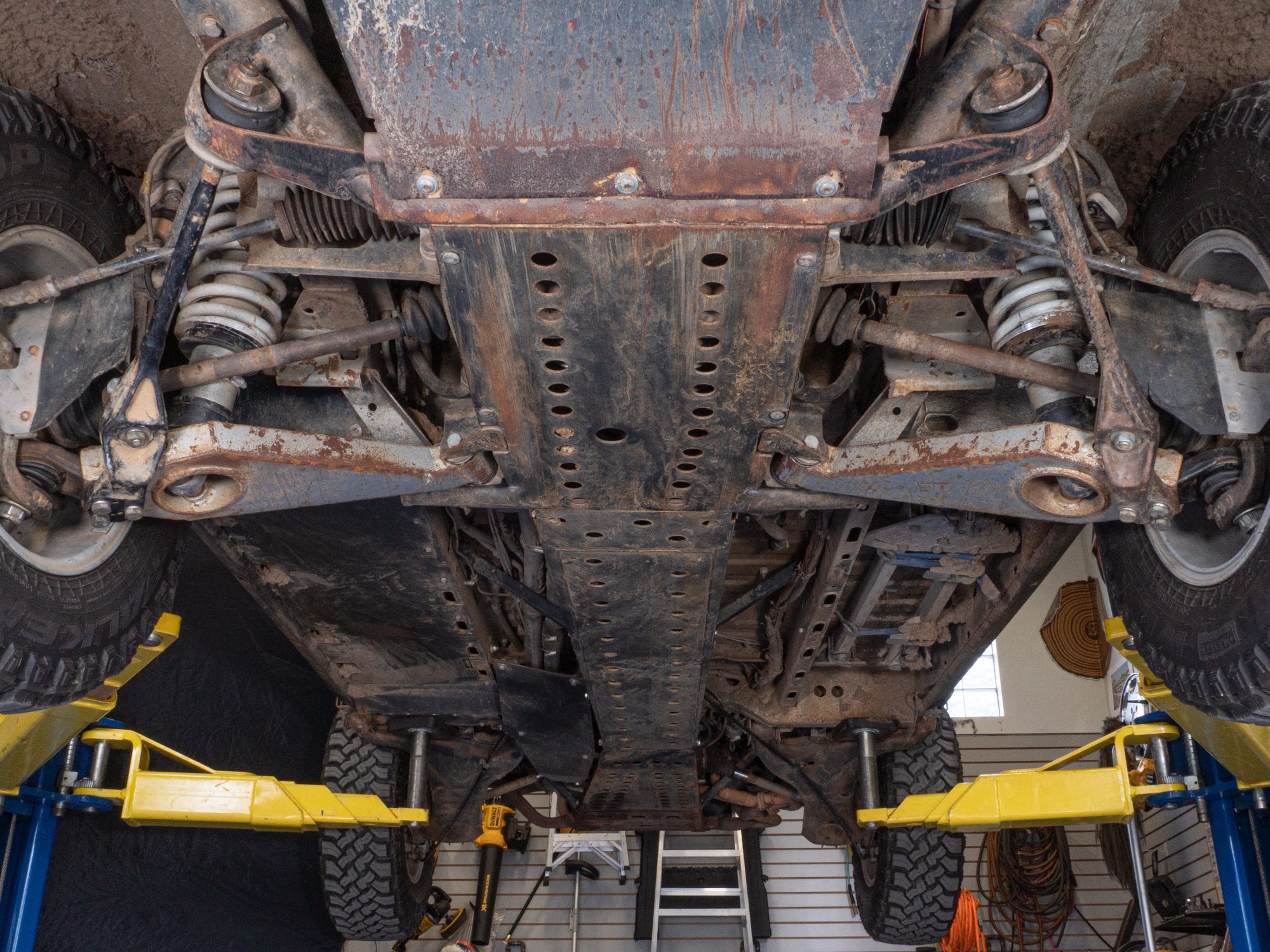 GoWesty Lower Control Arms [Syncro] - OVERLANDERS Outfitter