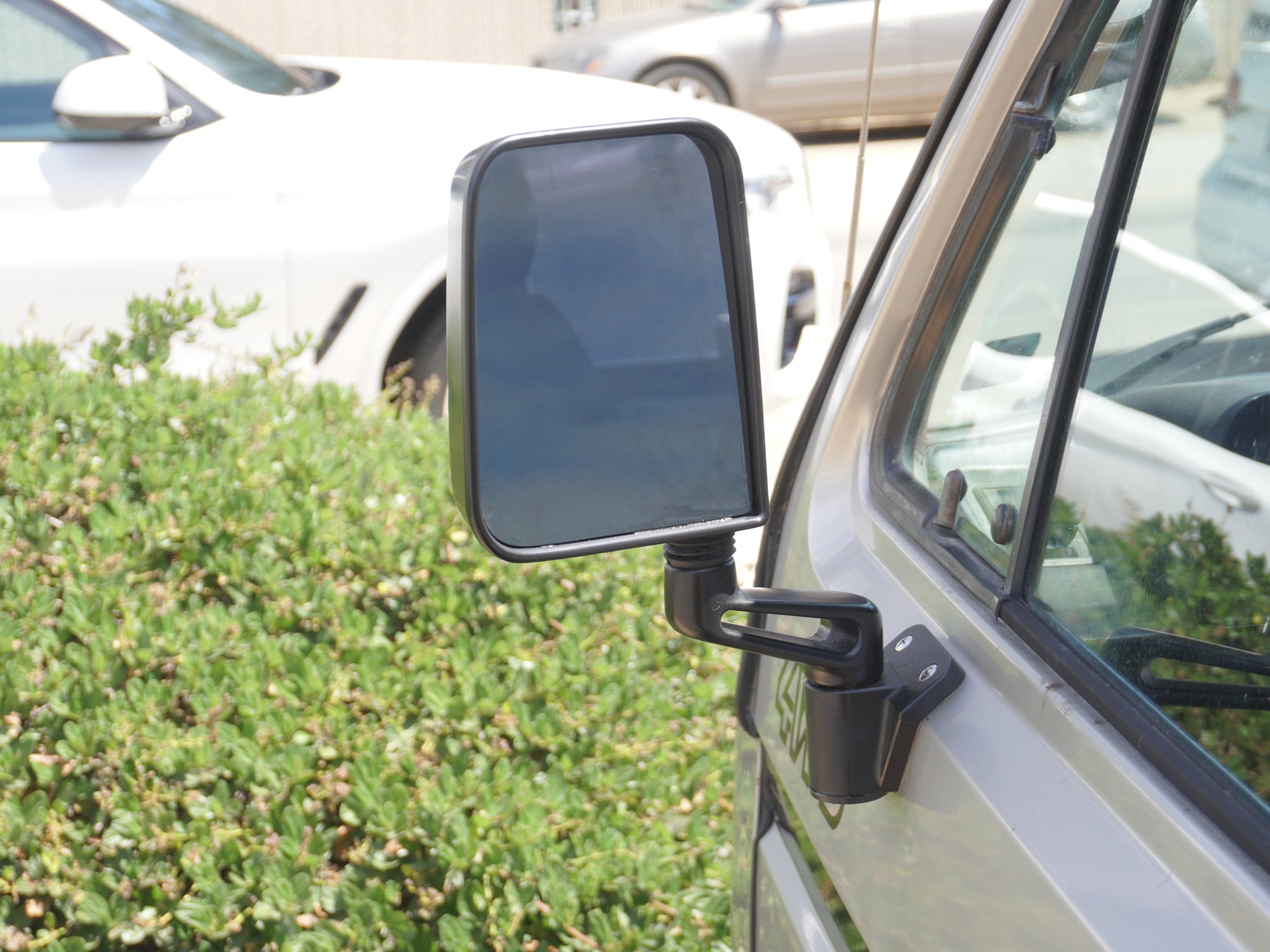 Gowesty Manual Mirror Replacement (Driver Side) - OVERLANDERS Outfitter