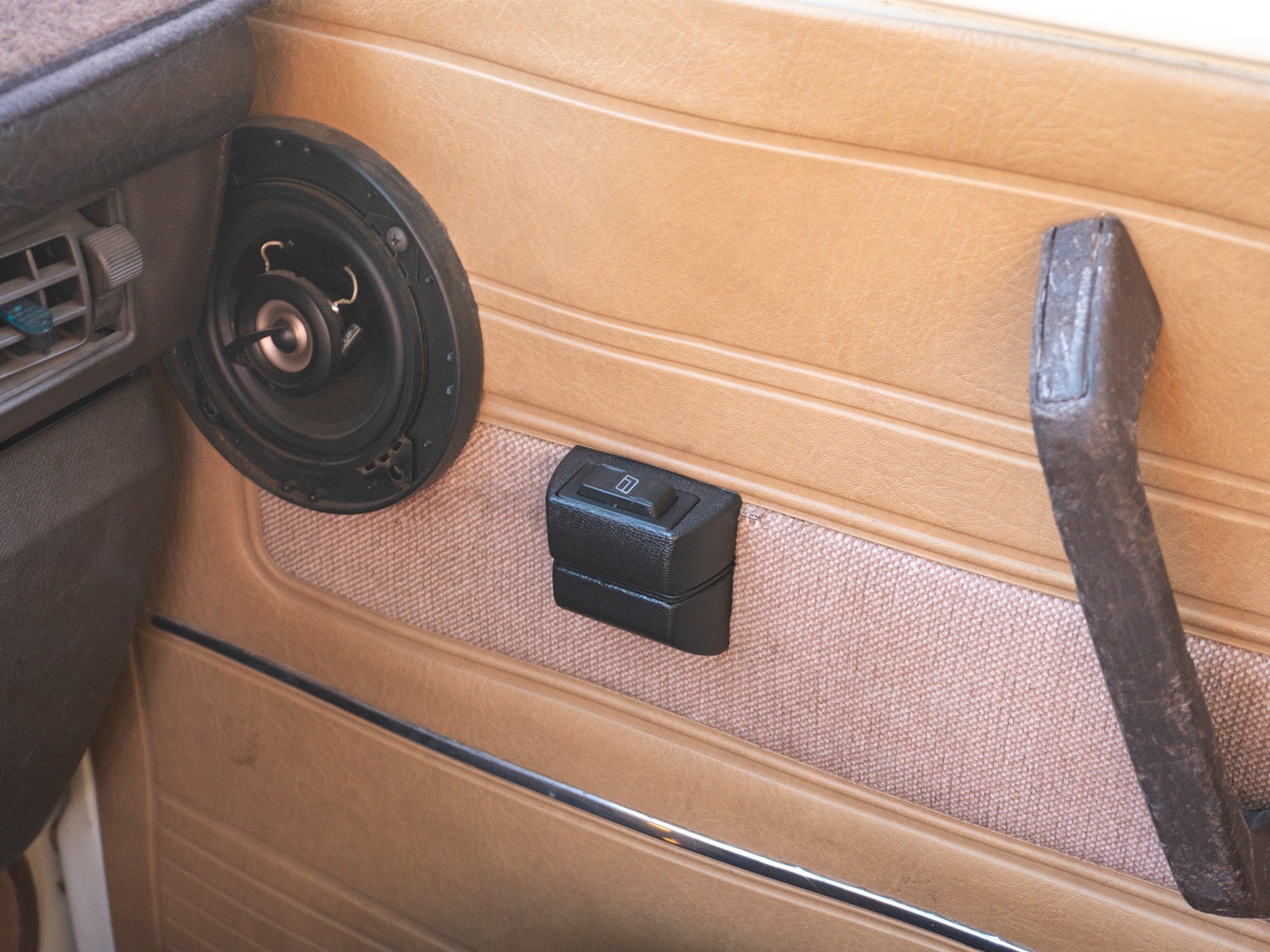 Manual to Power Window Conversion Kit [Vanagon] - OVERLANDERS Outfitter