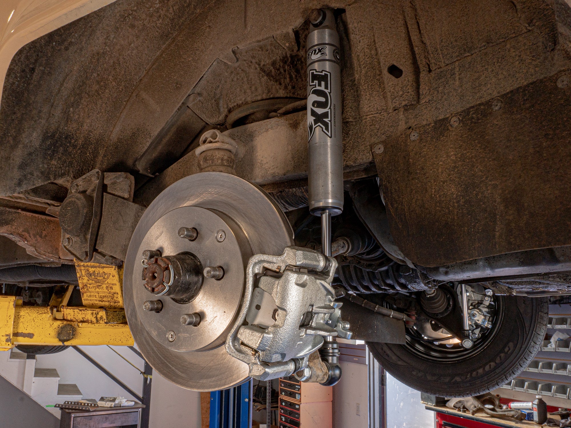 GoWesty Rear Disc Brake Kit [Bus] - OVERLANDERS Outfitter