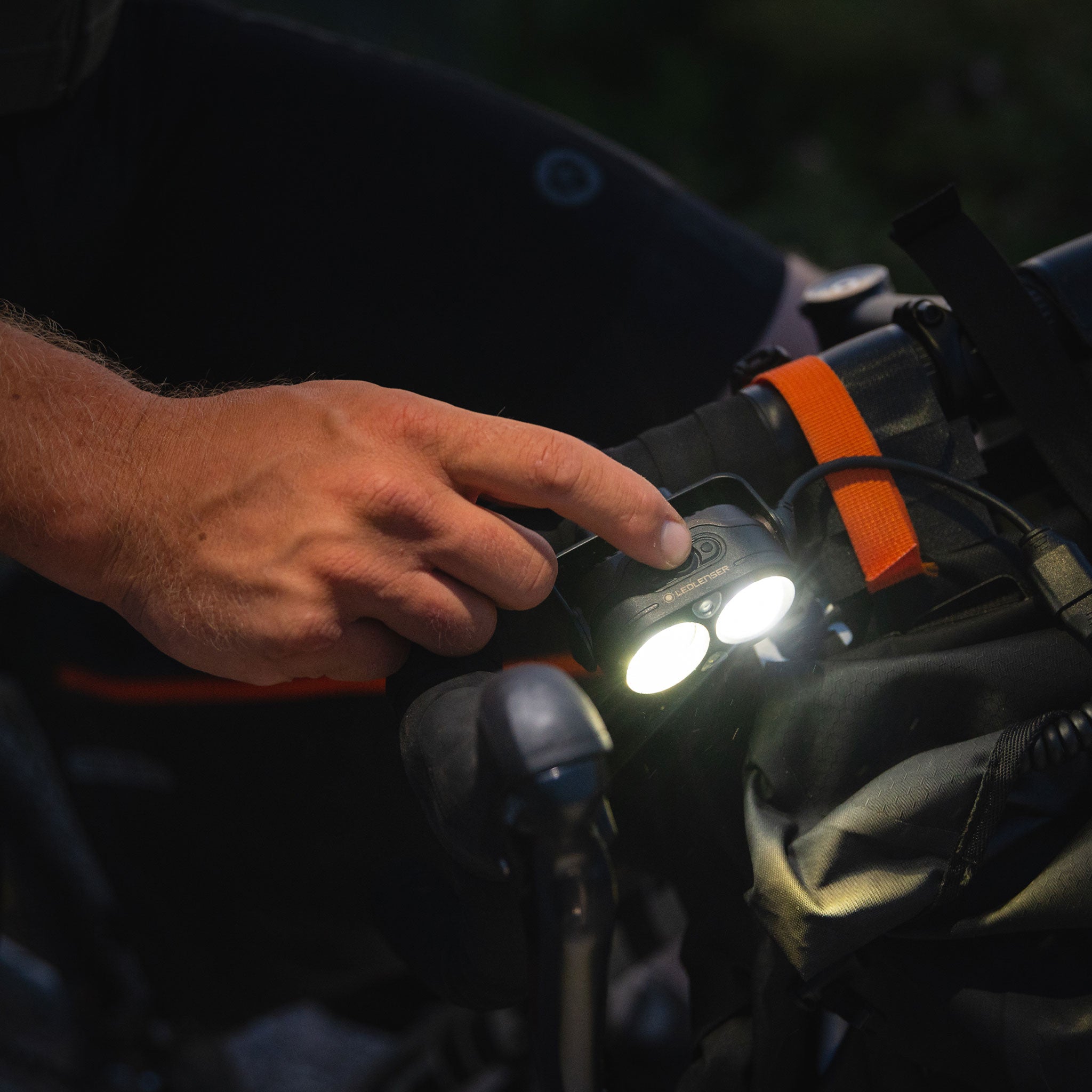 H19R Signature Headlamp - OVERLANDERS Outfitter
