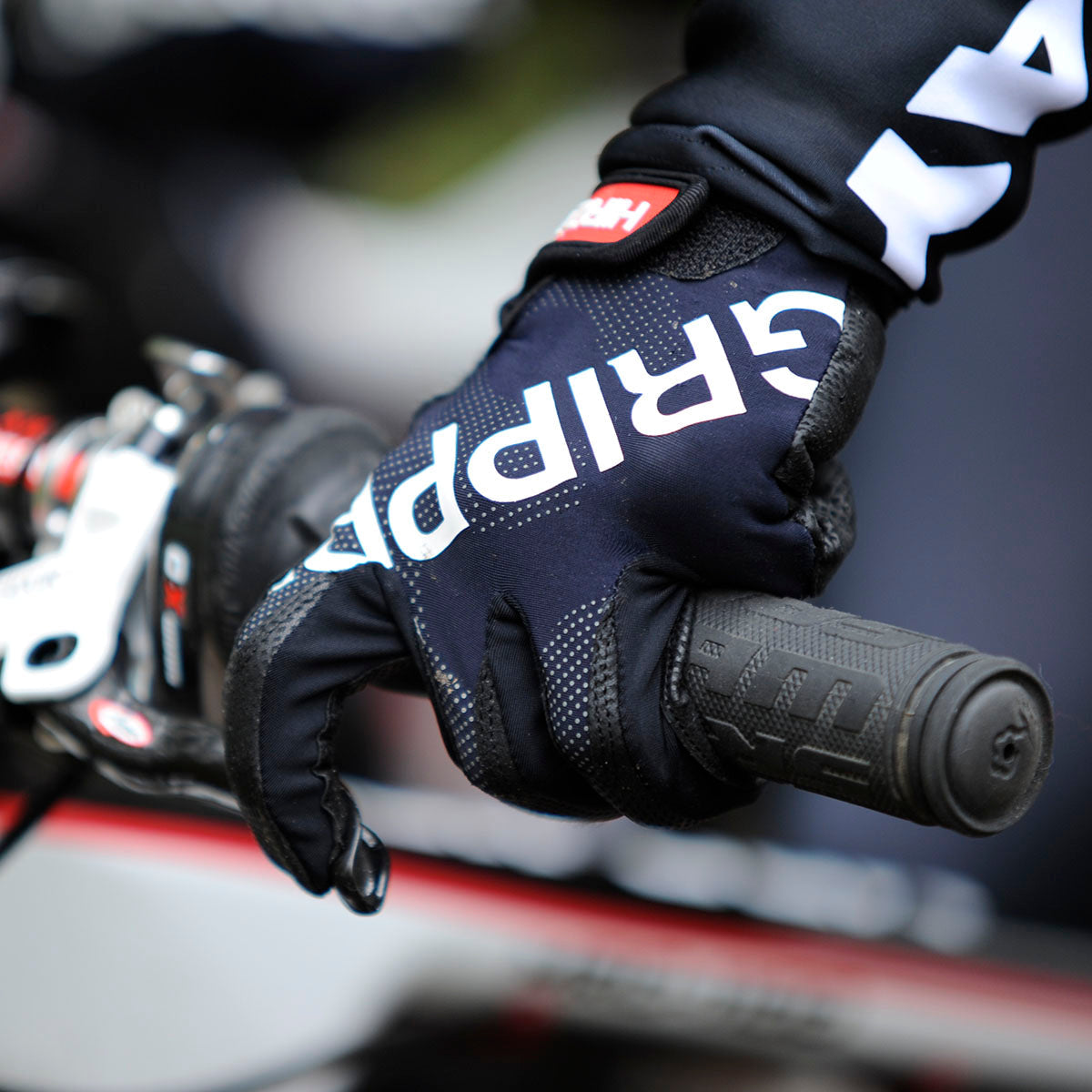 ZEITBIKE HIRZL Tour FF 1.0 leather bike gloves with reinforced palms and breathable design, shown in close-up.