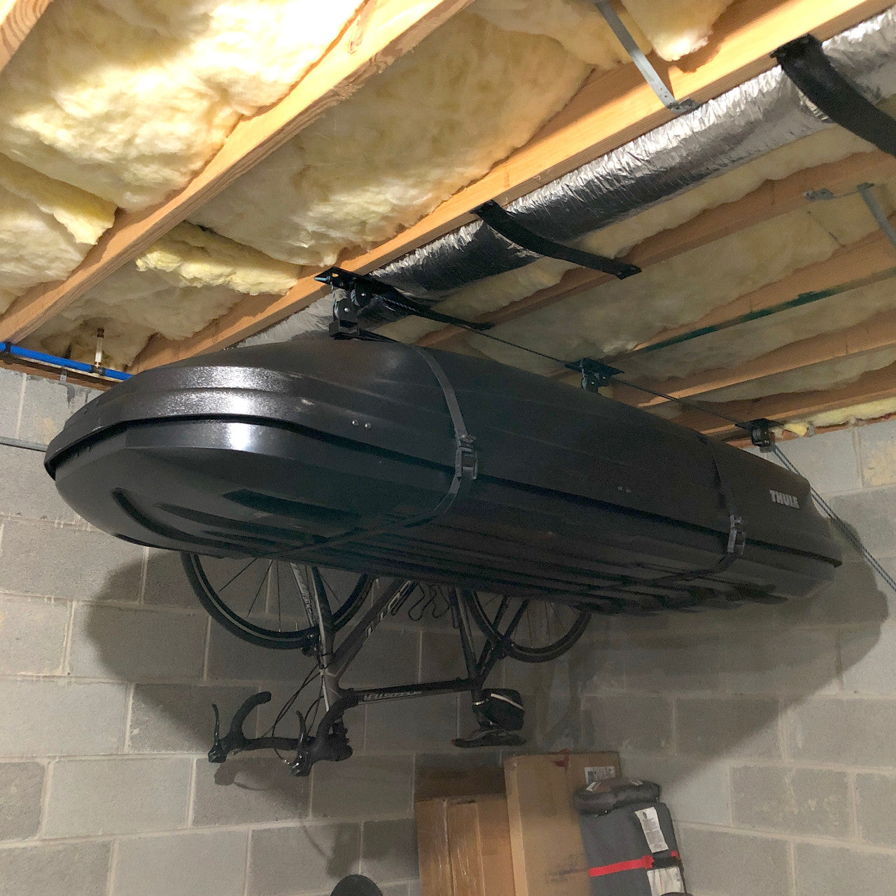 EasyLift Cargo Box Hoist | Holds up to 150 lbs - OVERLANDERS Outfitter