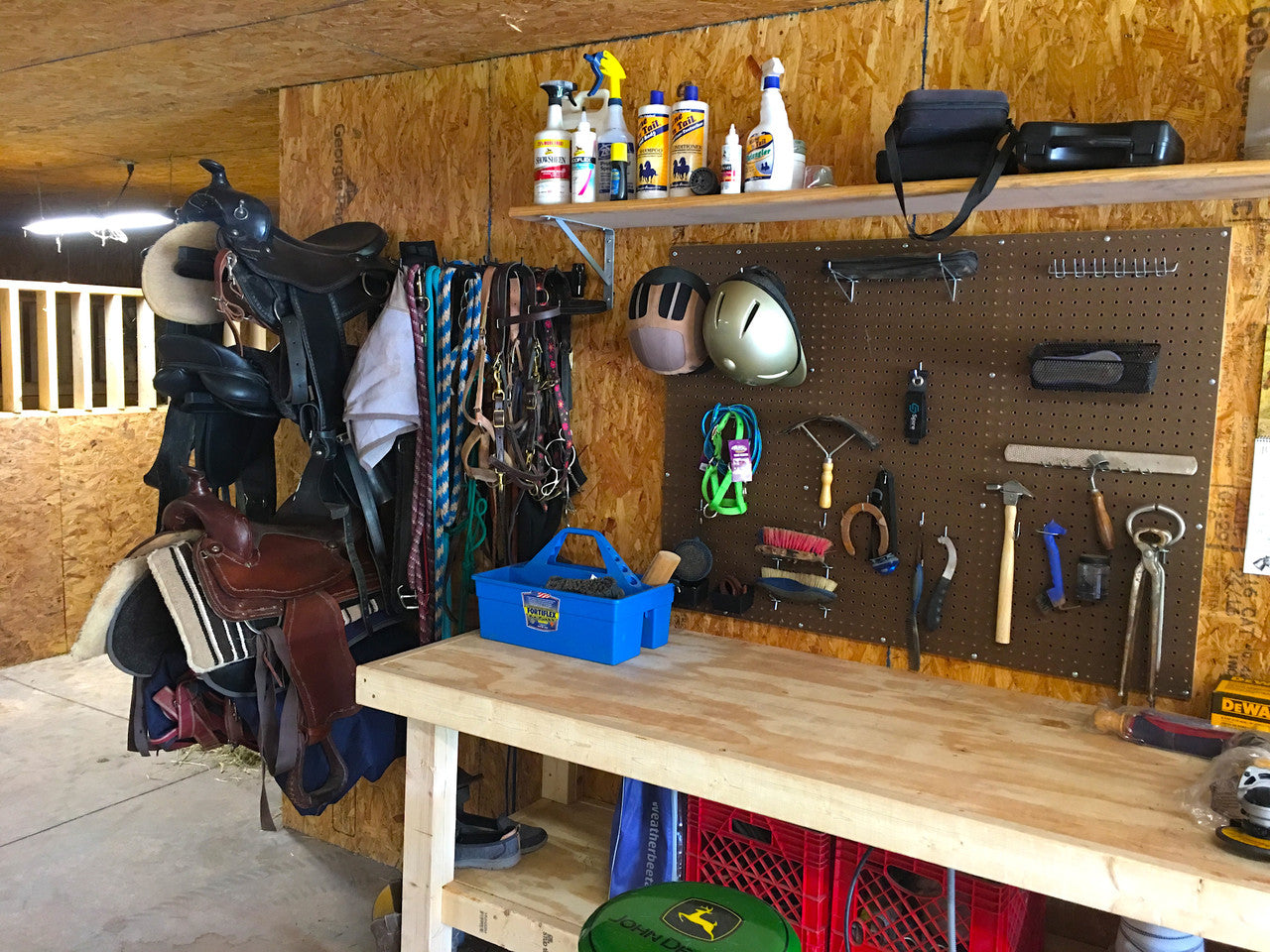 Loudoun English & Western Horse Saddle Storage Rack - OVERLANDERS Outfitter