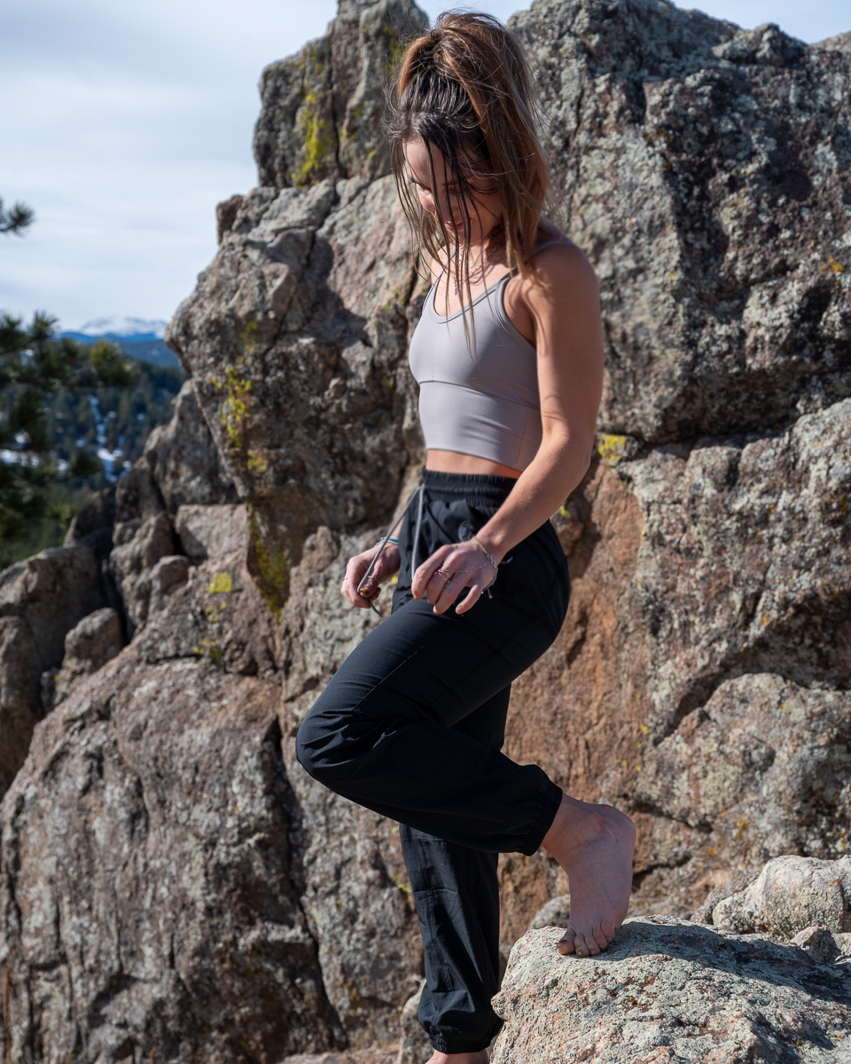 All-Day Adventure Crop - OVERLANDERS Outfitter