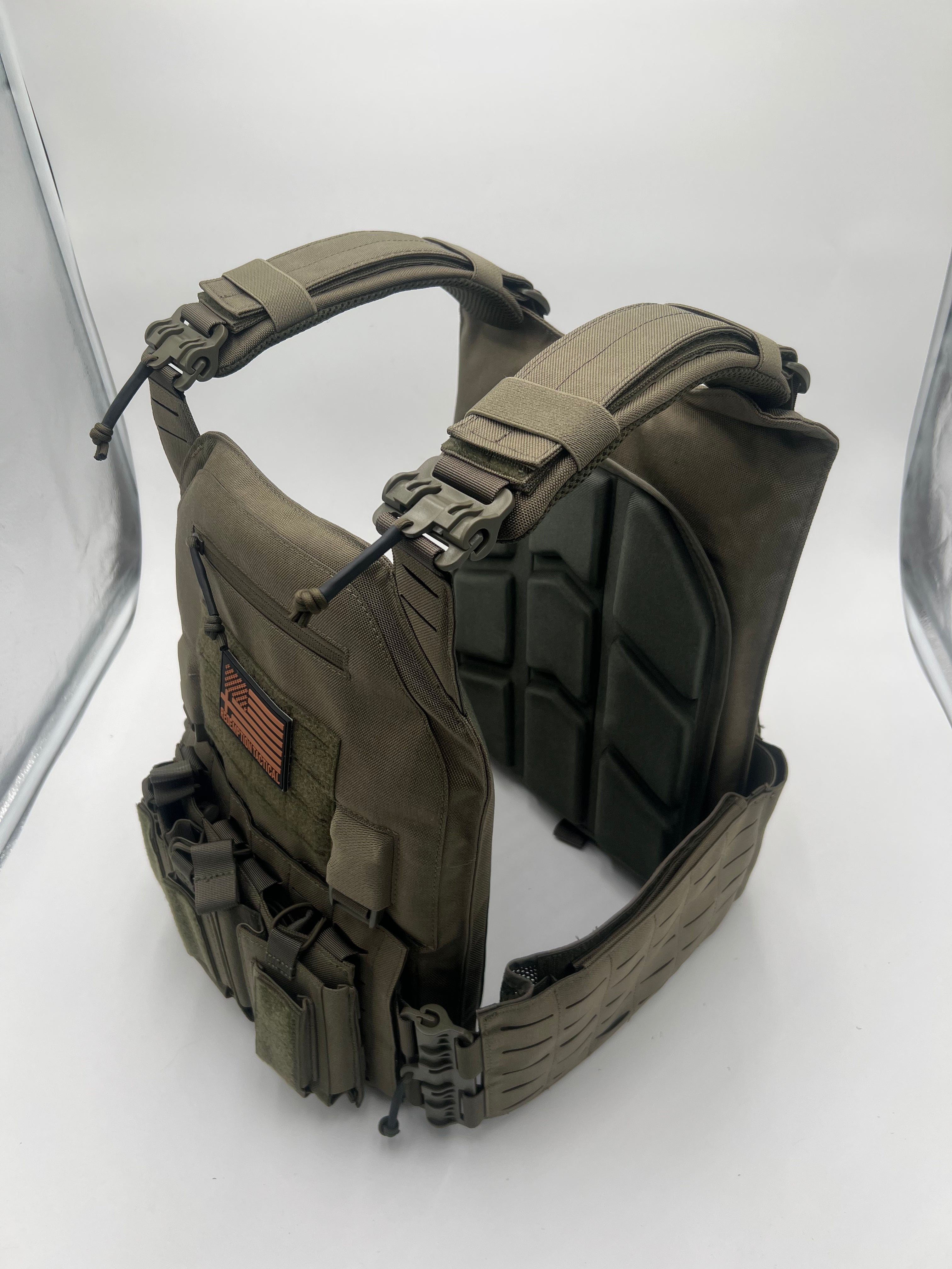 Redemption Tactical Crusader 2.0 XL armor vest with lightweight Level IV ceramic front and back plates, tactical protective gear.
