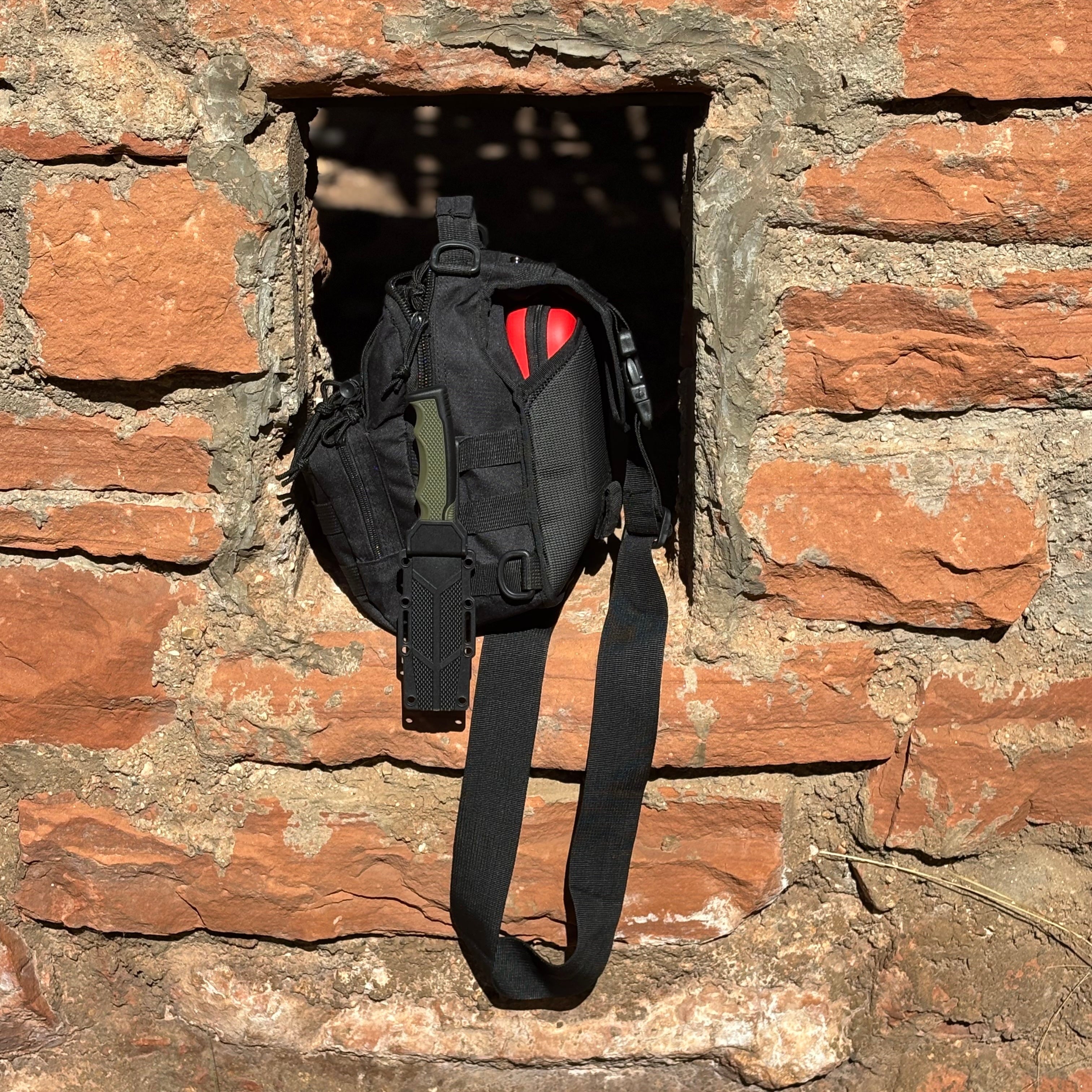 Entropy Survival Safe Trail Survive All Go Bag emergency preparedness kit with survival gear and supplies in a compact bag.