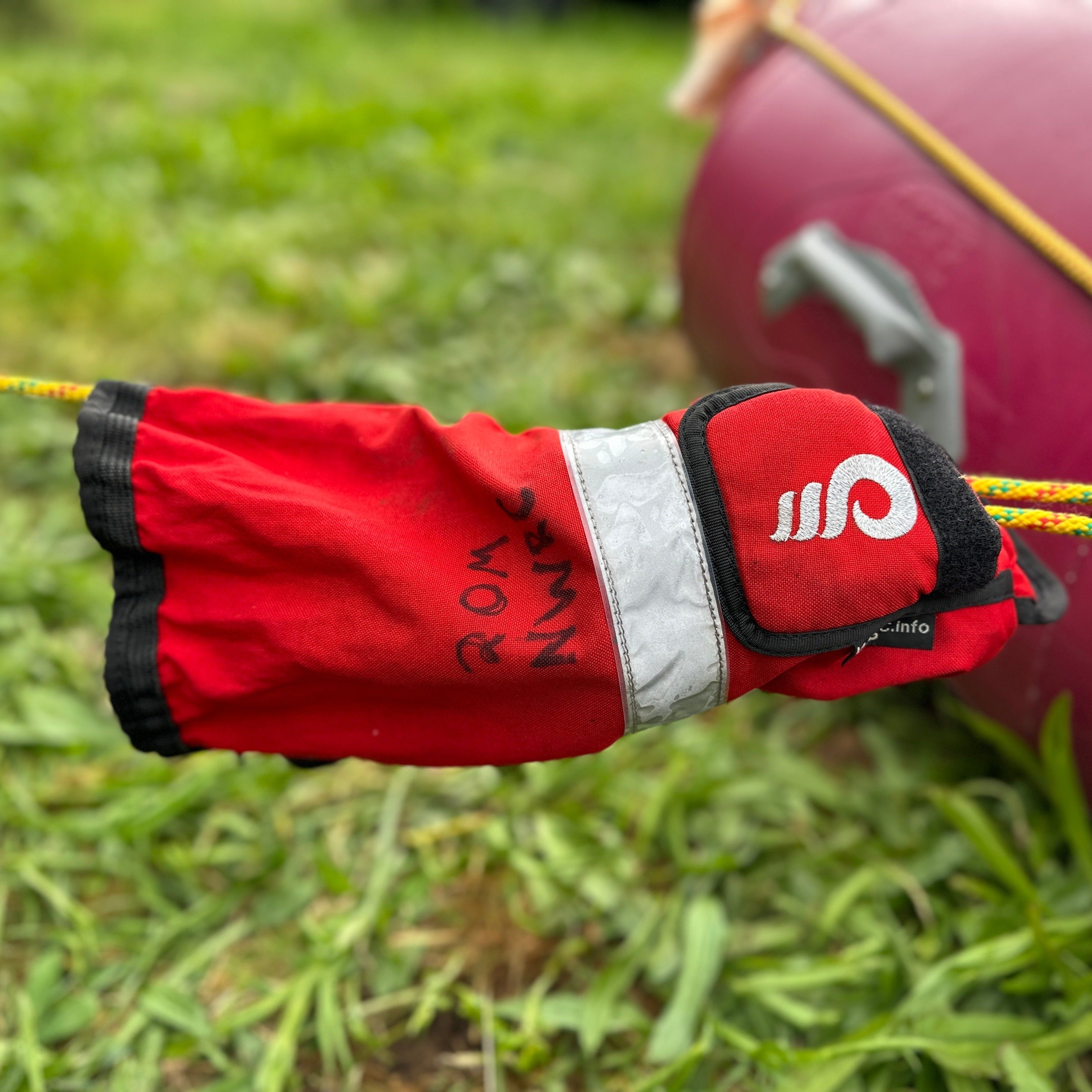 WWTC Classic 20m throw bag with bright orange rope and durable nylon pouch for water rescue and boating safety.