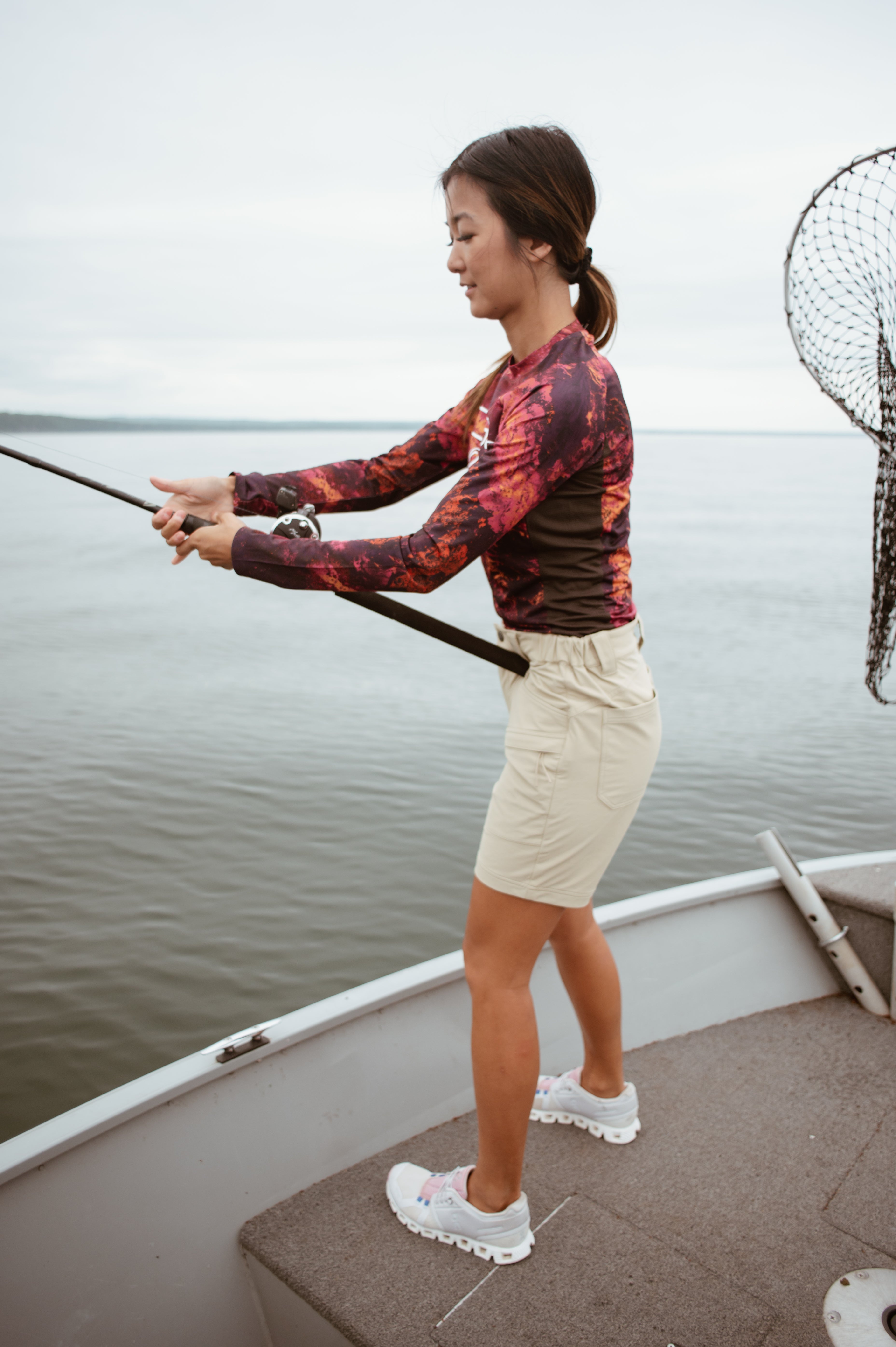 Women's Mave Short by DSG OUTERWEAR, casual denim shorts styled with a fitted look and classic five-pocket design.