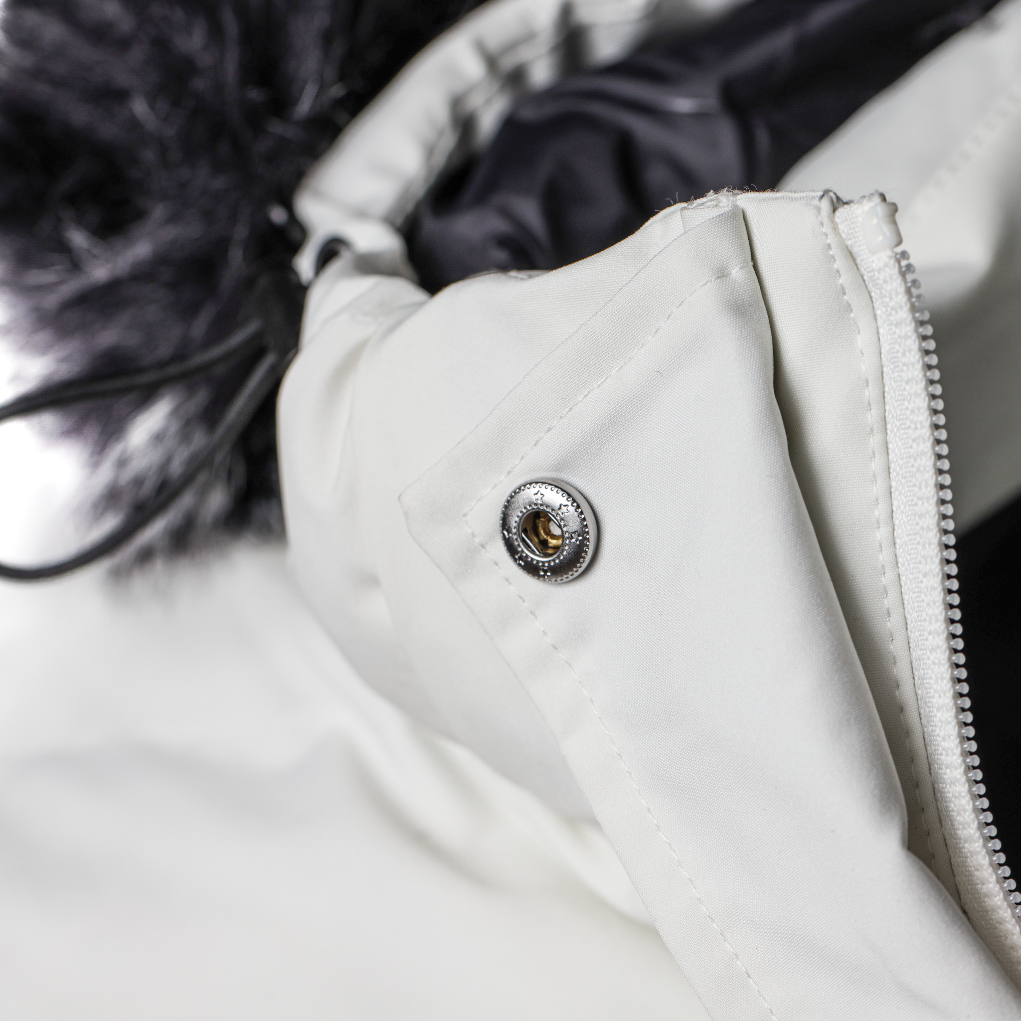 Kaya Heated Parka - OVERLANDERS Outfitter