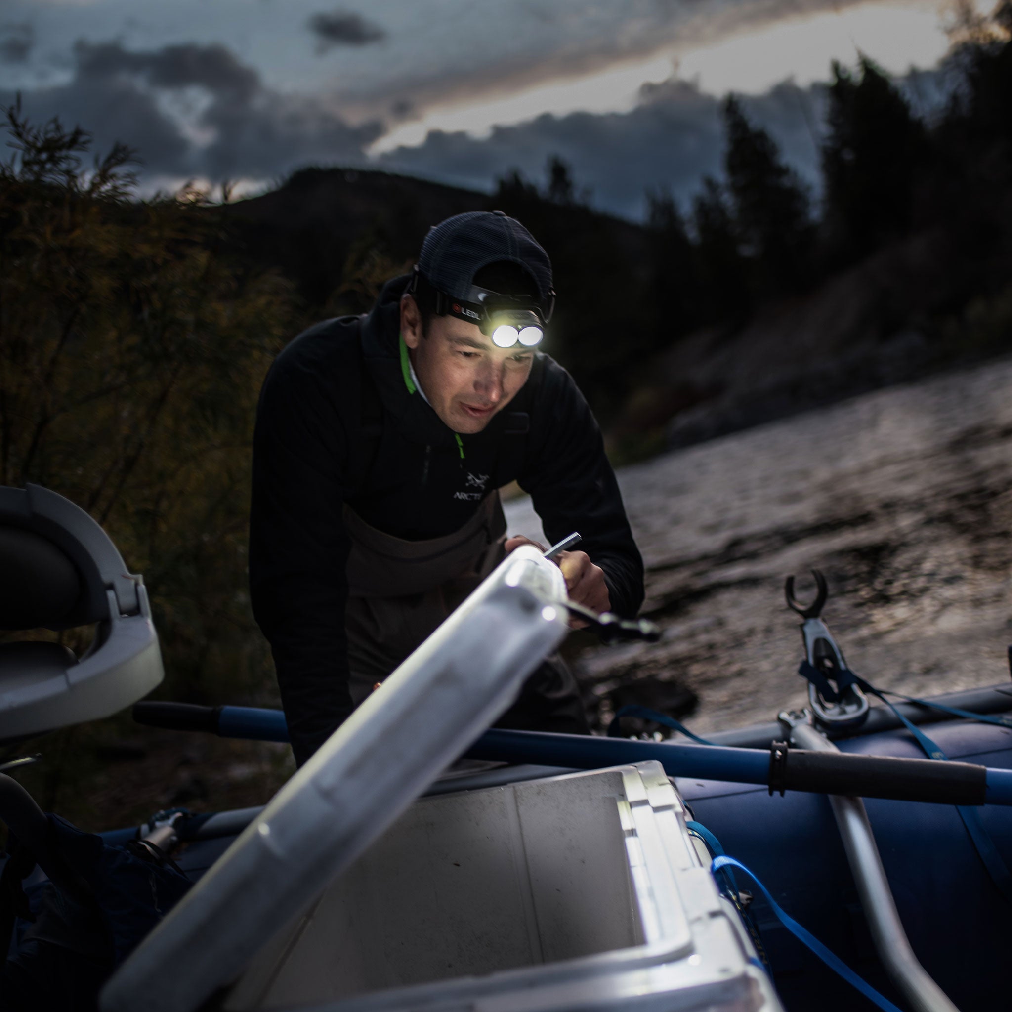 H19R Core Headlamp - OVERLANDERS Outfitter