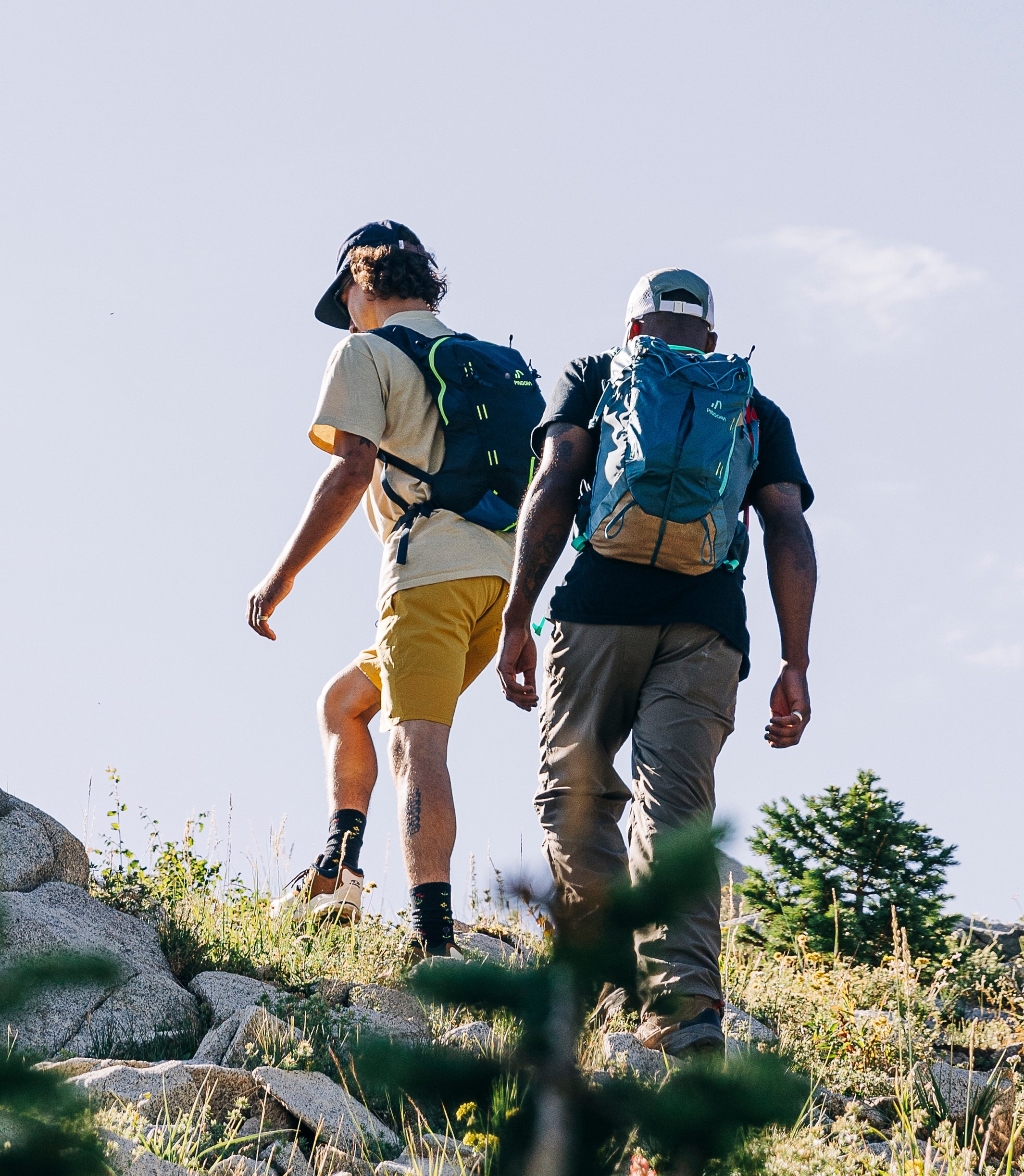 Pingora Lucid 25L Hiking Backpack - OVERLANDERS Outfitter