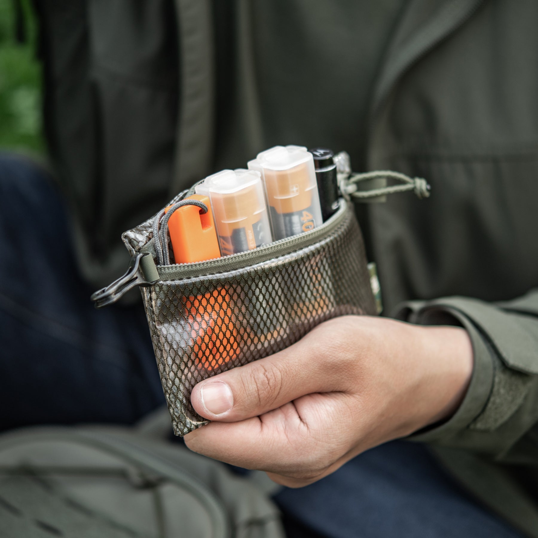 M-Tac Zip Pocket Organizer Set Elite in Ranger Green, featuring multiple storage compartments for efficient organization.