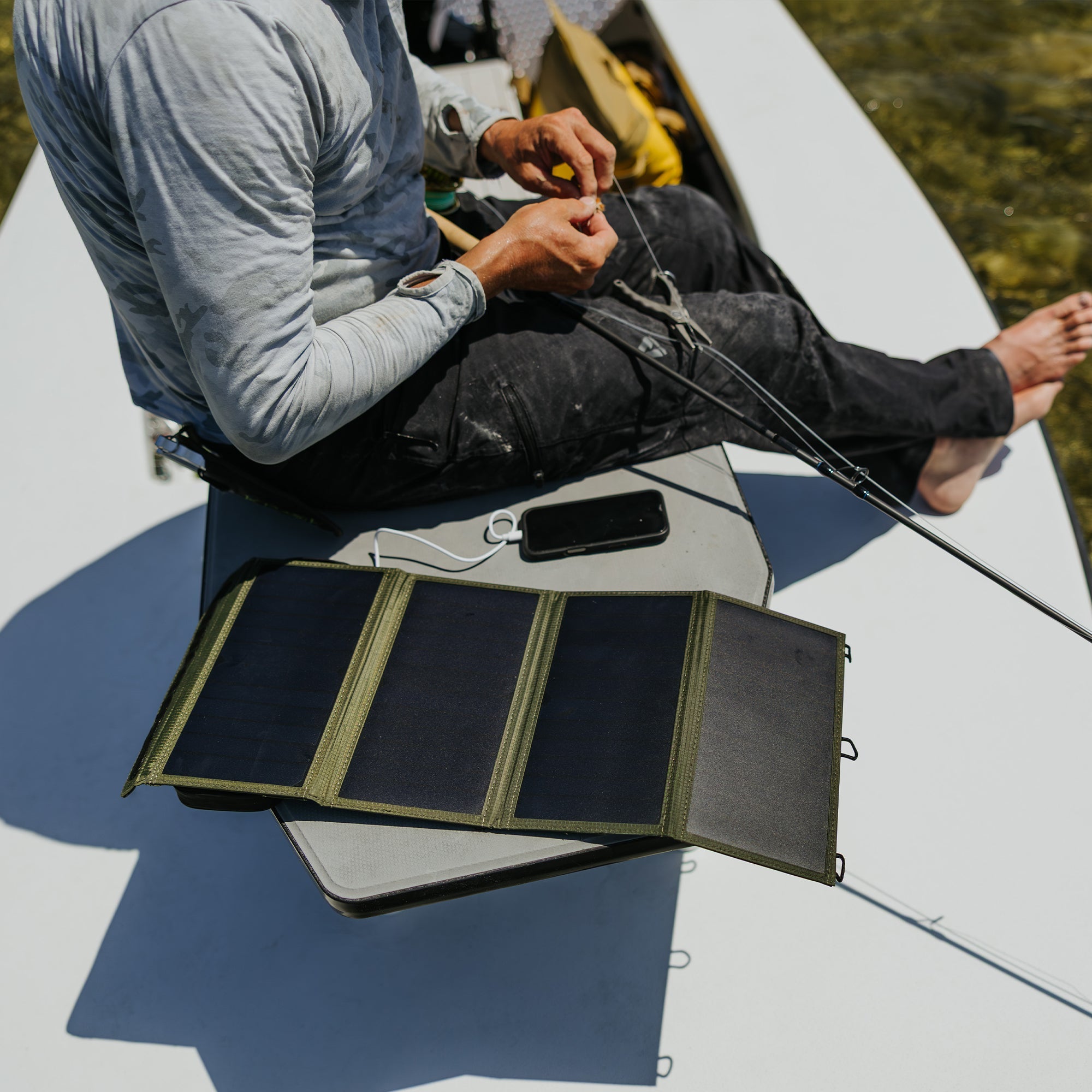 28W 4 Panel Solar Charger - OVERLANDERS Outfitter