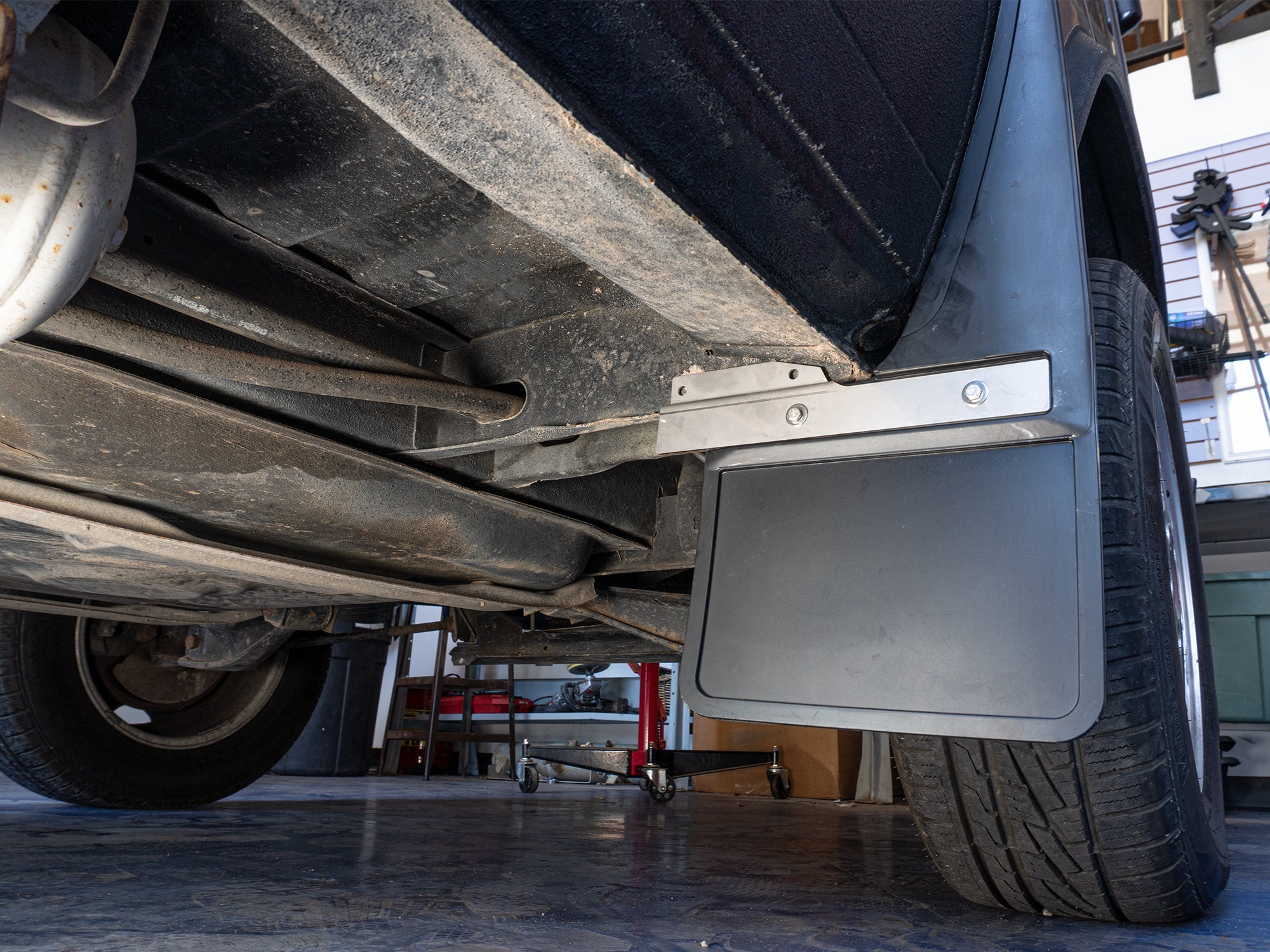 Mud Flap - Front Right [Vanagon] - OVERLANDERS Outfitter