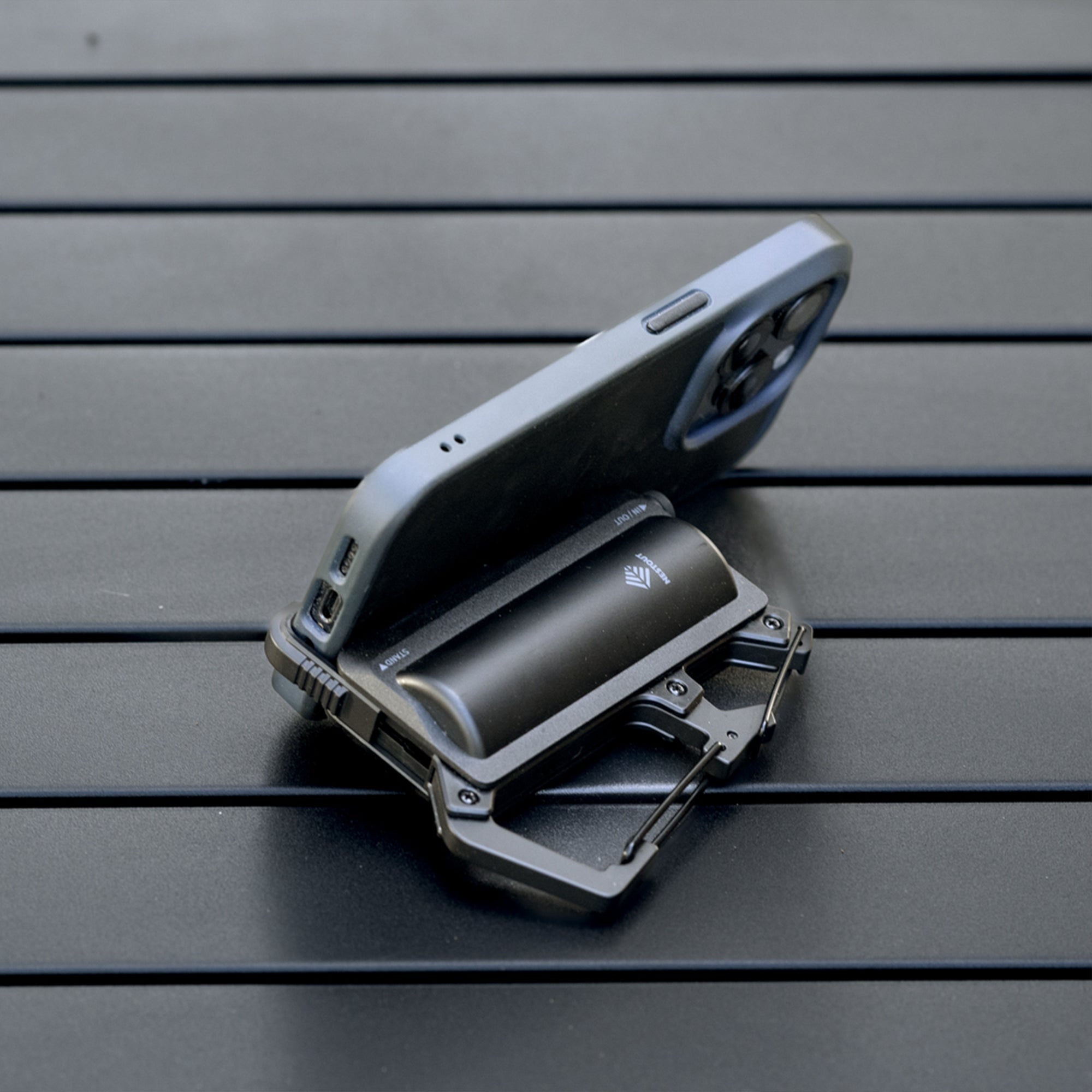 5000mAh Carabiner Battery - OVERLANDERS Outfitter