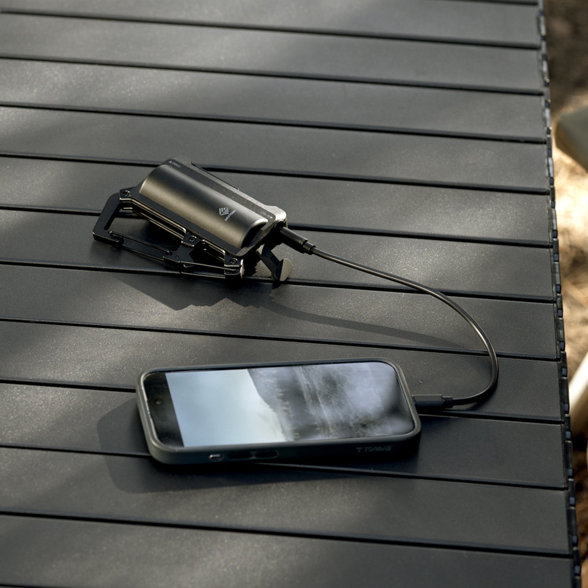 5000mAh Carabiner Battery - OVERLANDERS Outfitter