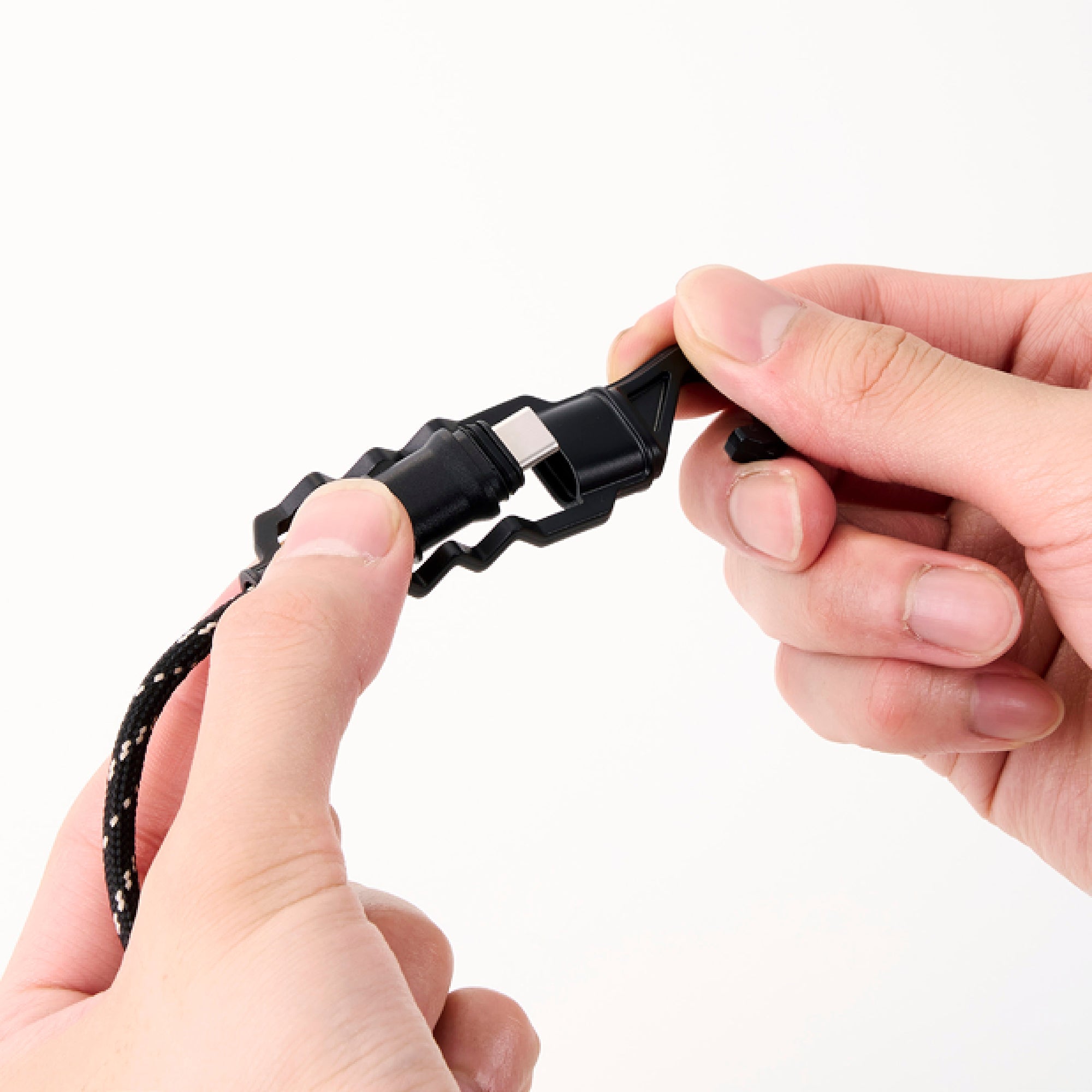 Outdoor Charging Cable, USB-A to USB-C - OVERLANDERS Outfitter