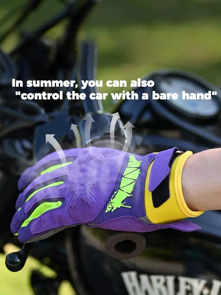 Bean's Moto Booth VROTE™ breathable touch-screen motorcycle gloves with padded palms and adjustable cuffs, shown in black.