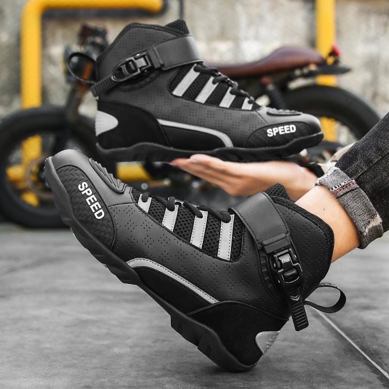 Bean's Moto Booth 4 Seasons™ PowerStride motorcycle riding shoes in black with protective features and sturdy sole for safety.