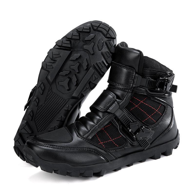 Bean's Moto Booth 4 Seasons™-TitanX motorcycle riding shoes with protective design and sturdy construction, shown in the image.
