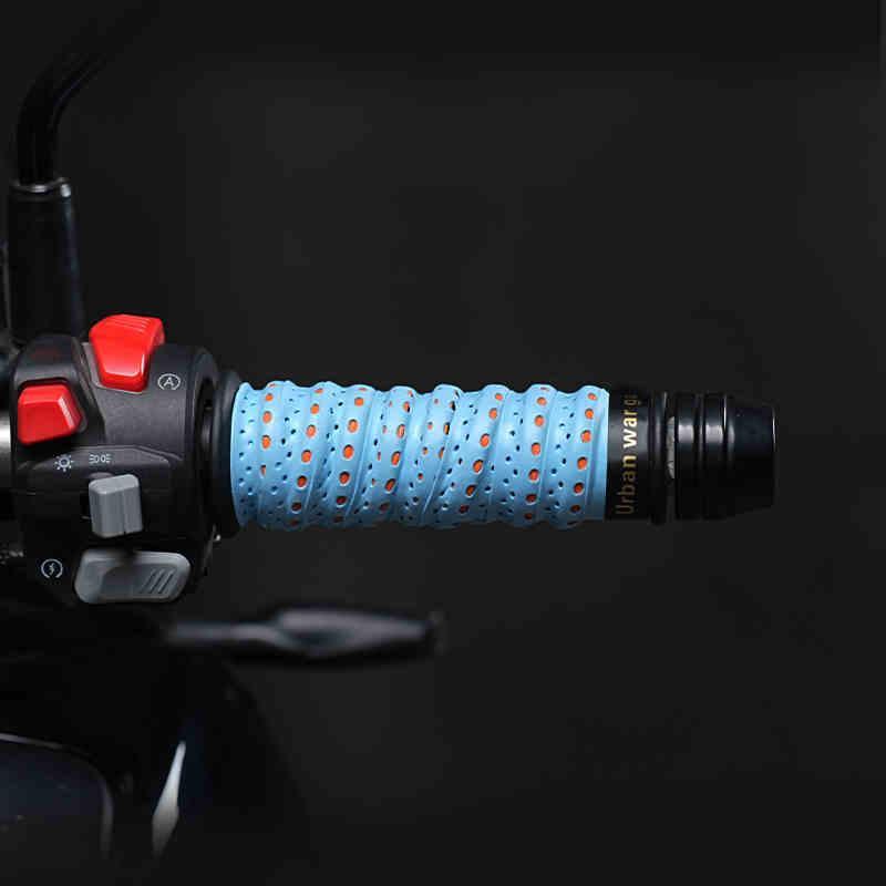 Bean's Moto Booth motorcycle anti-slip and breathable handlebar grips for enhanced grip and comfort during rides.