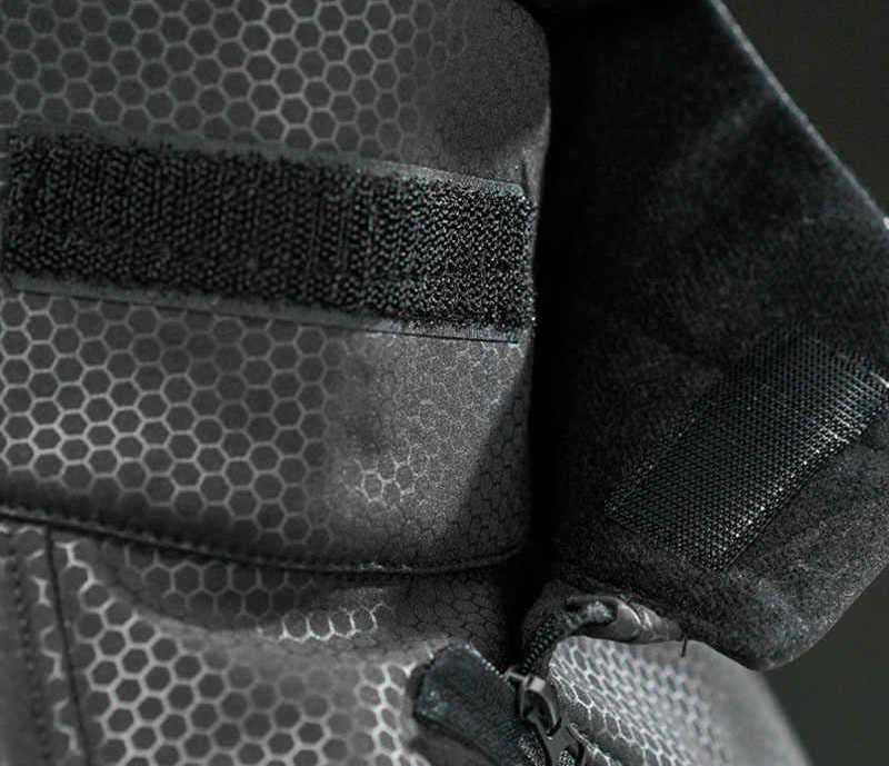 Winter motorcycle windproof neck guard by Bean's Moto Booth, shown covering the neck and lower face for cold weather riding.
