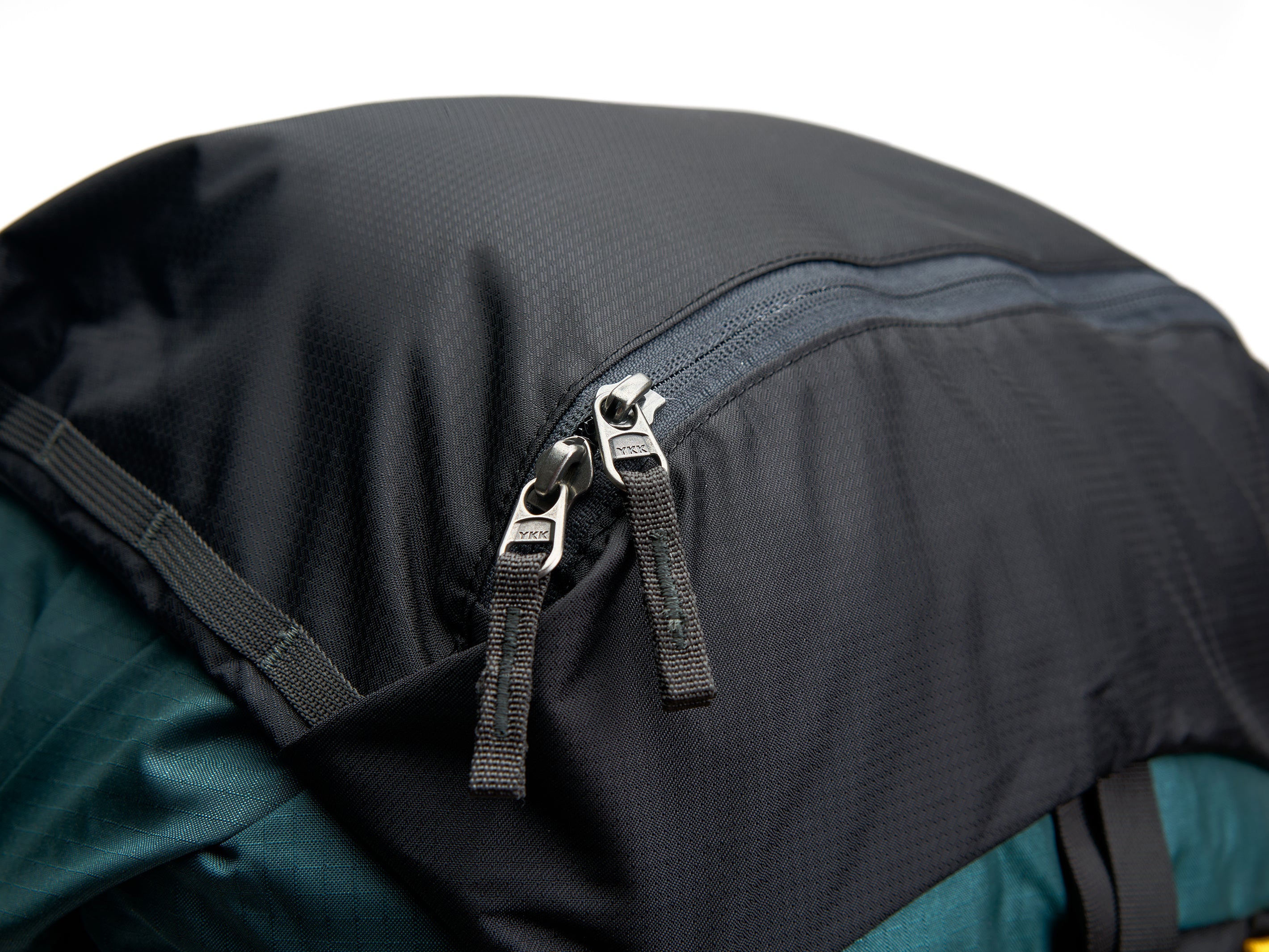 Pingora Outro Detachable Top Pocket for Backpacking - OVERLANDERS Outfitter
