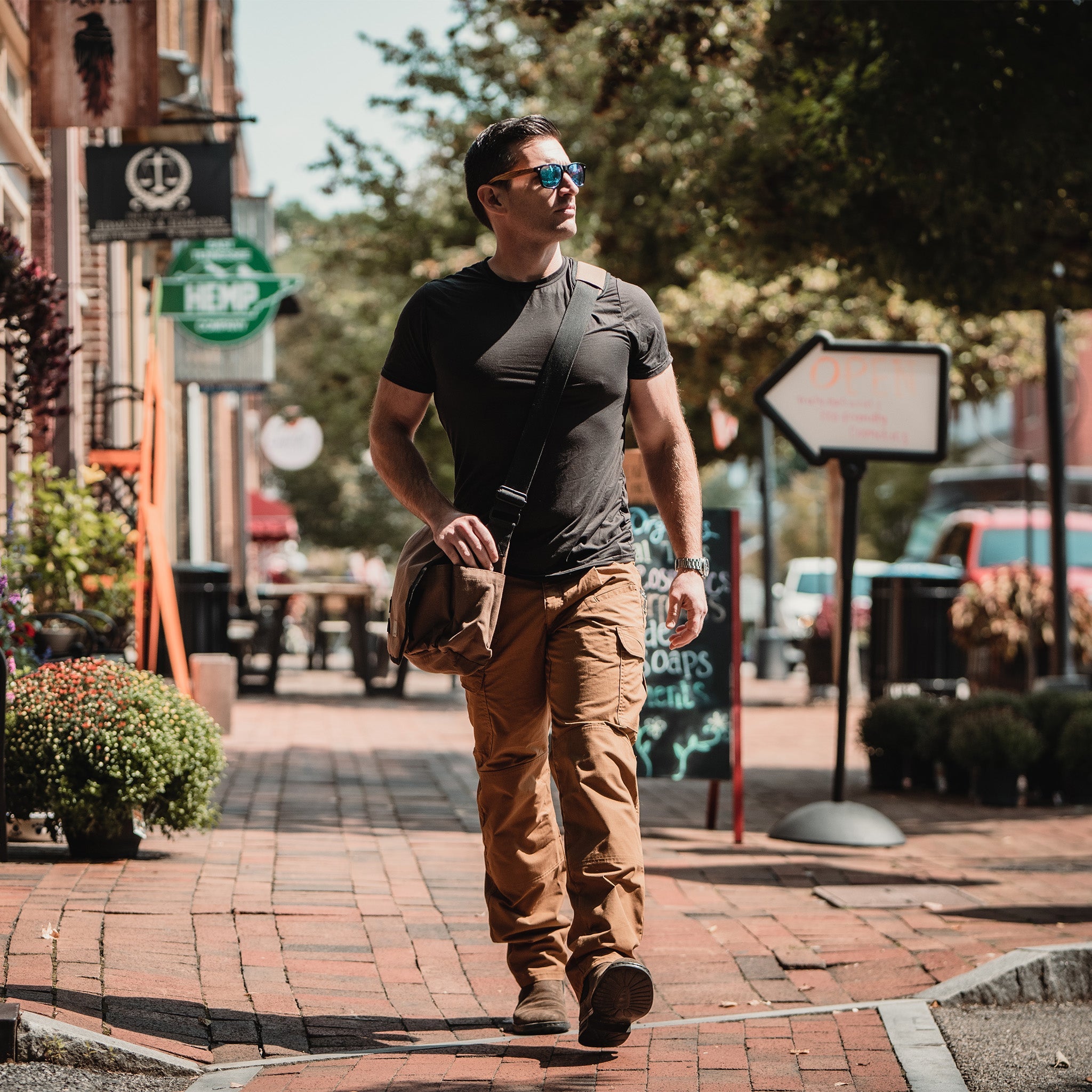 Filios Messenger Bag - OVERLANDERS Outfitter