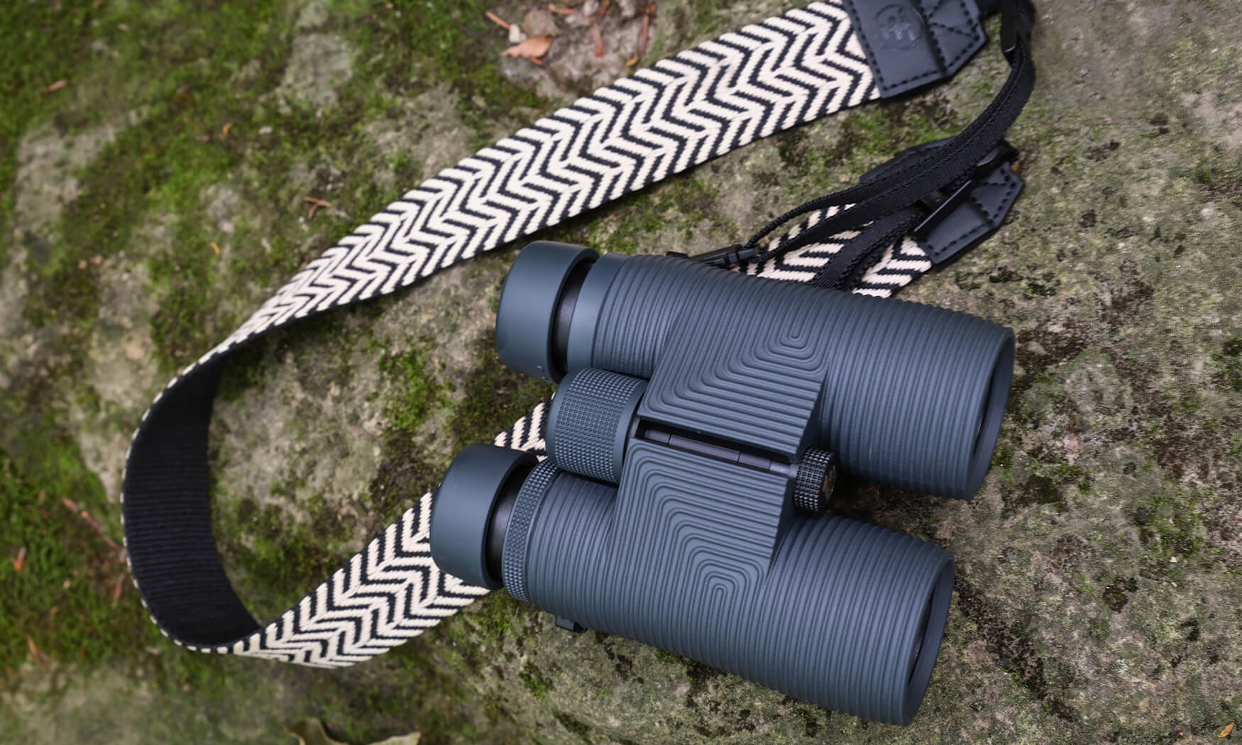 Nocs Pro Issue 10x42 Waterproof Binoculars - OVERLANDERS Outfitter