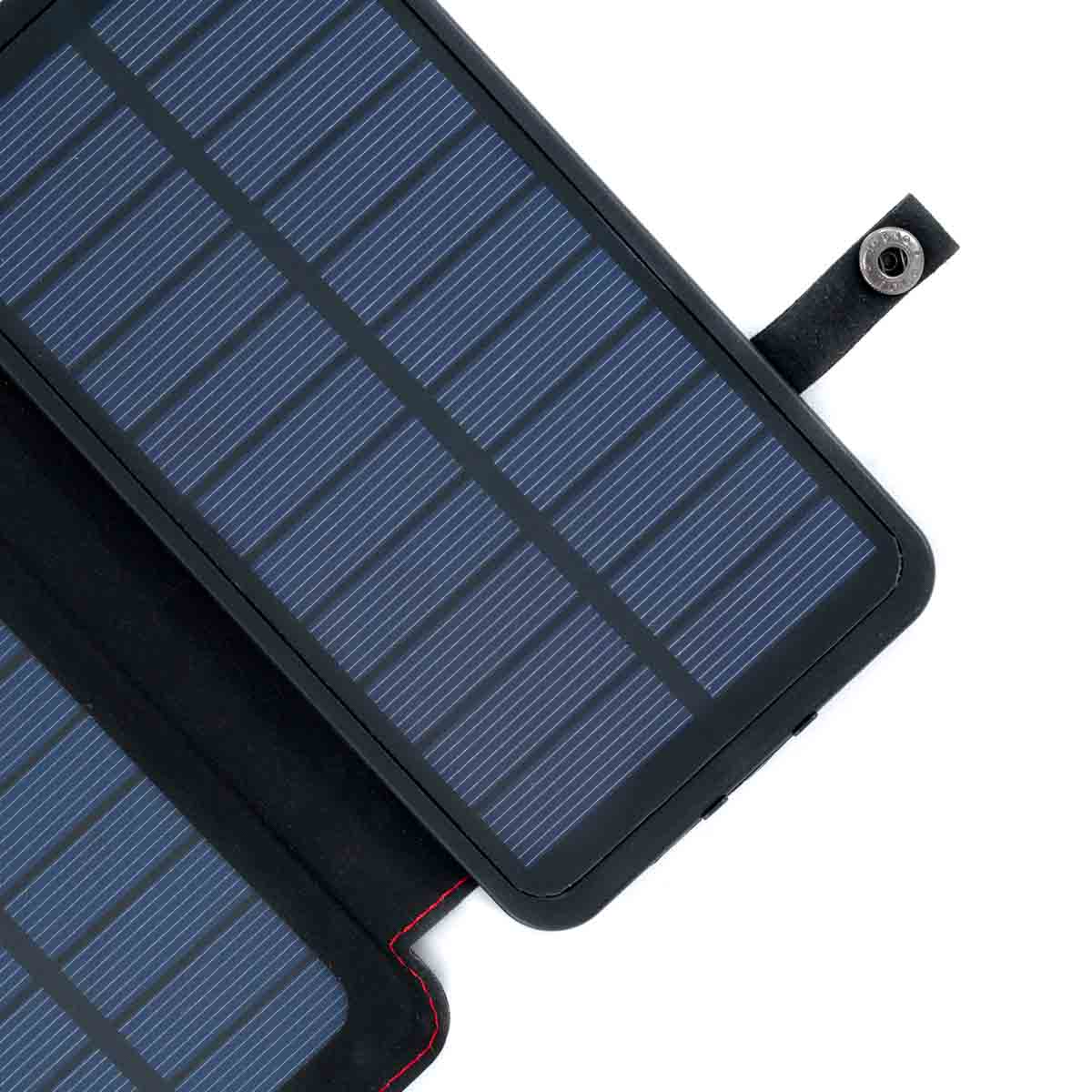 QuadraPro Solar Power Bank - OVERLANDERS Outfitter