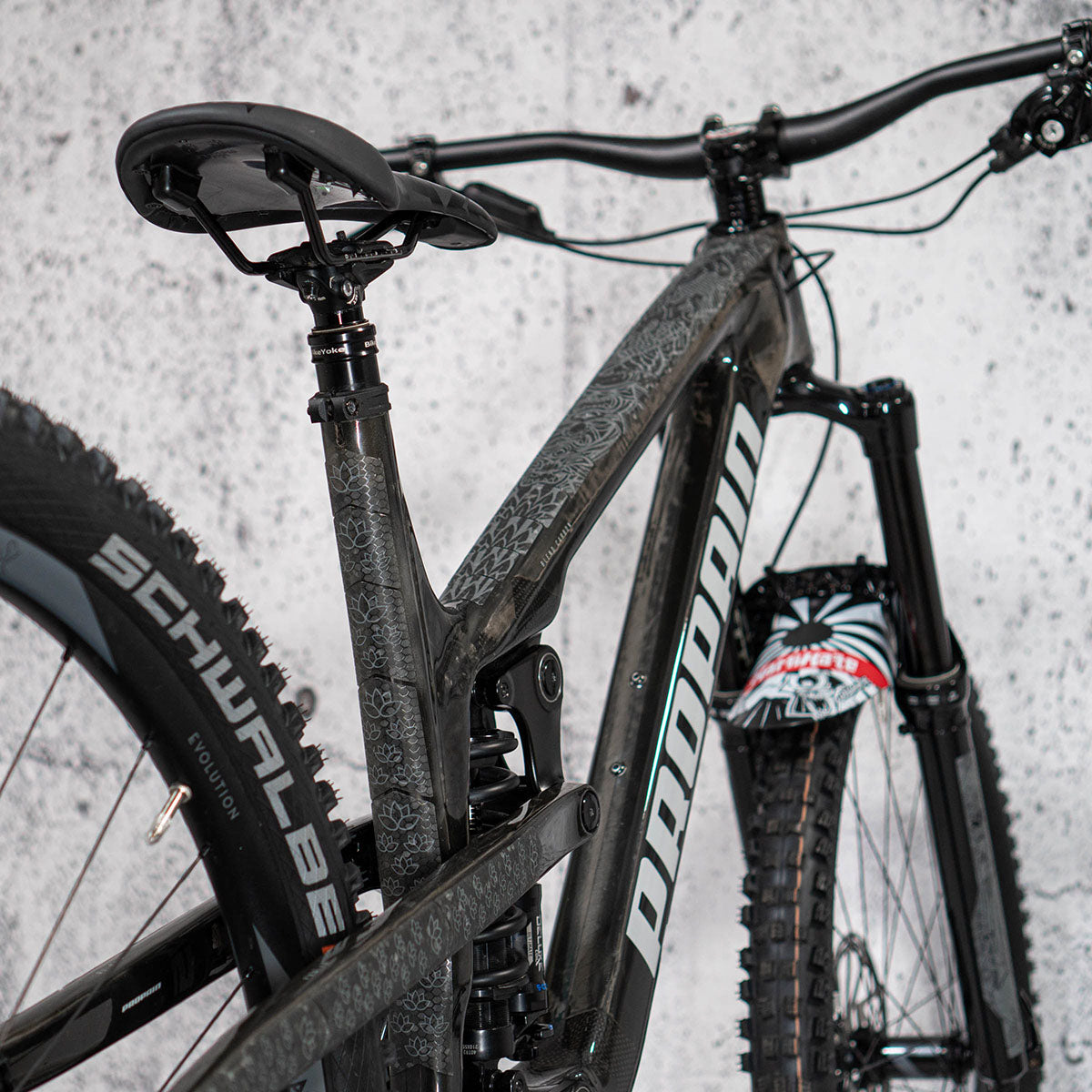 ZEITBIKE Riesel Design Chain Tape 3000 frame protection tape applied to bike frame for durability and protection.