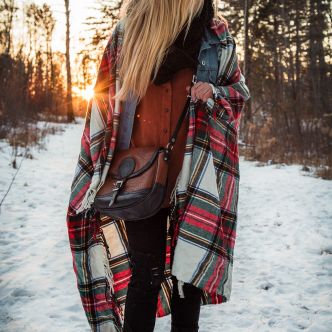 Backcountry Sportsman Bison Leather Medium Shell Purse with sleek design and sturdy strap, showcasing premium leather craftsmanship.