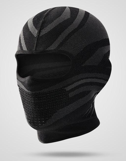 Bean's Moto Booth winter windproof thickened motorcycle balaclava for cold weather protection and full face coverage.