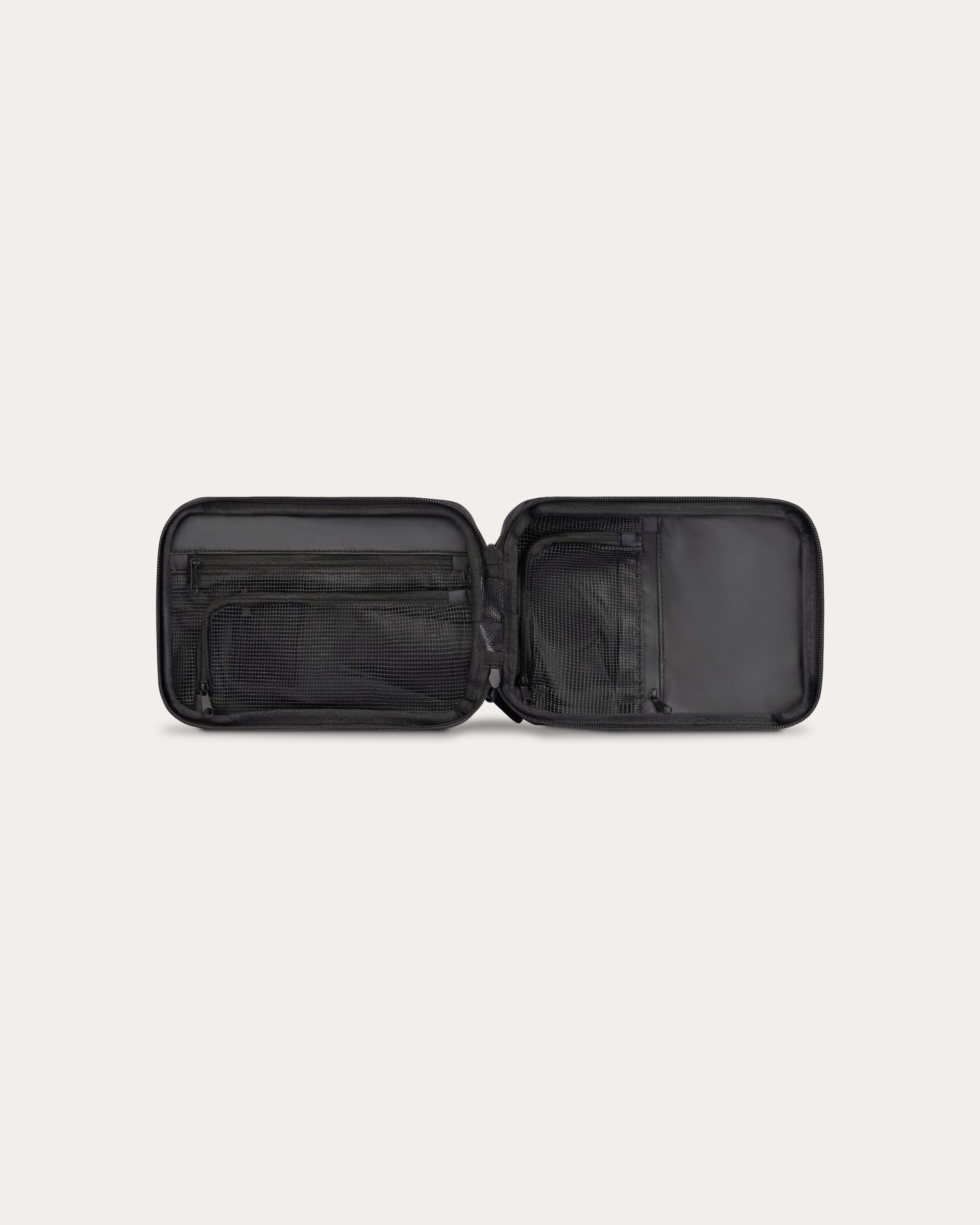 Explorer Slim™ Toiletry Bag - OVERLANDERS Outfitter